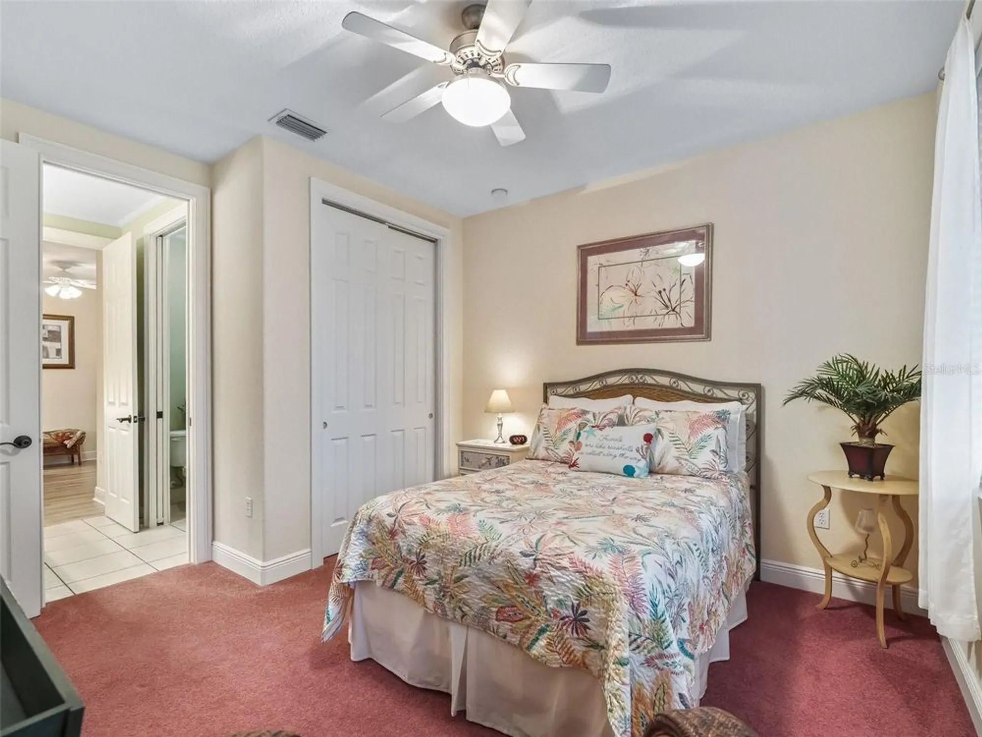 Property Slideshow image 36 of 57 | 5235 island terrace ct, Lady Lake, FL, 32159
