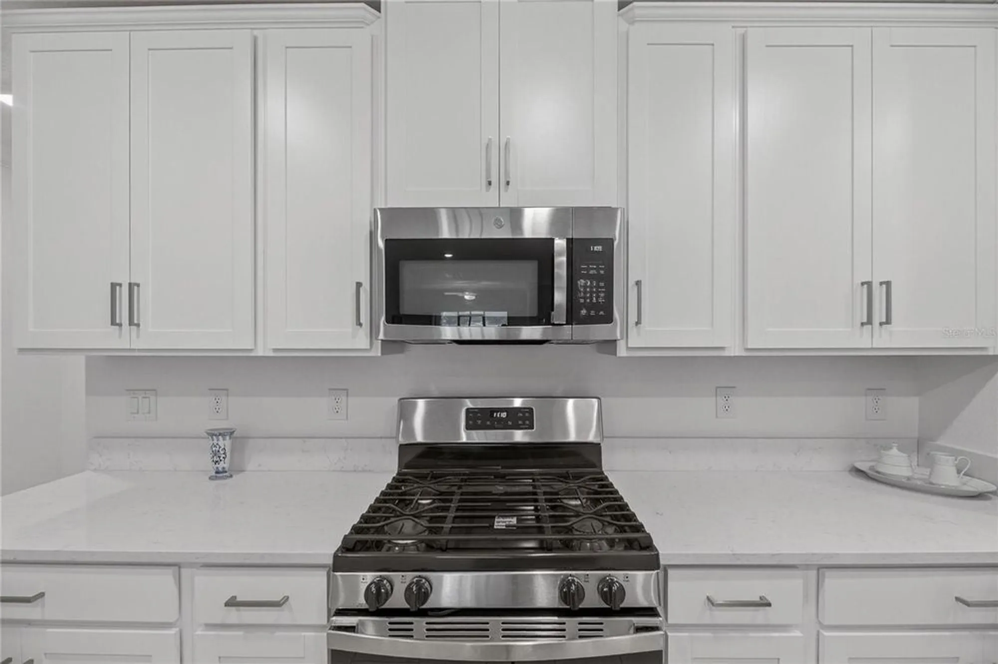 Property Slideshow image 9 of 80 | 17334 holly well ave, Wimauma, FL, 33598