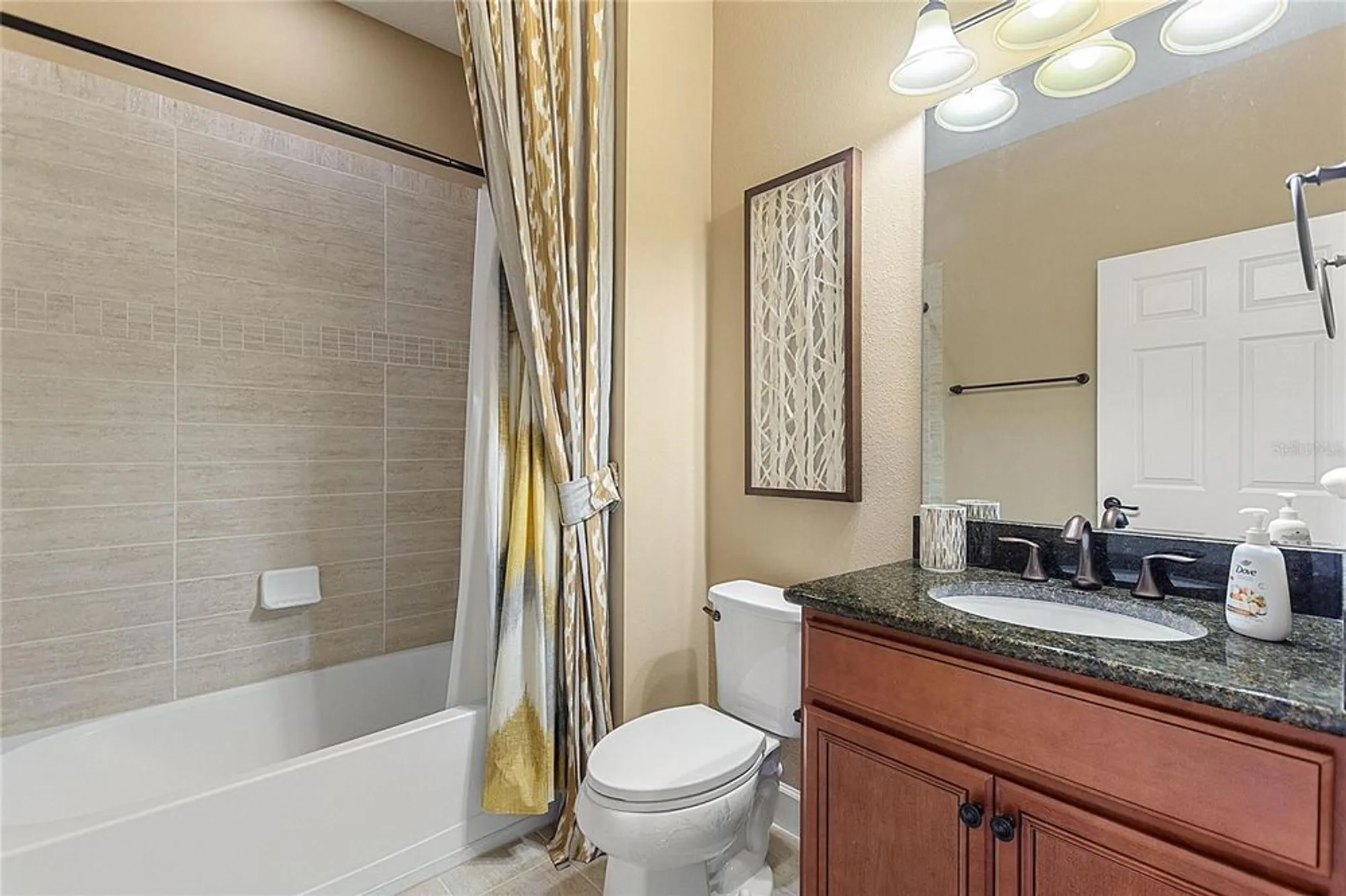 Property Slideshow image 38 of 86 | 513 san sebastian ct, Davenport, FL, 33837