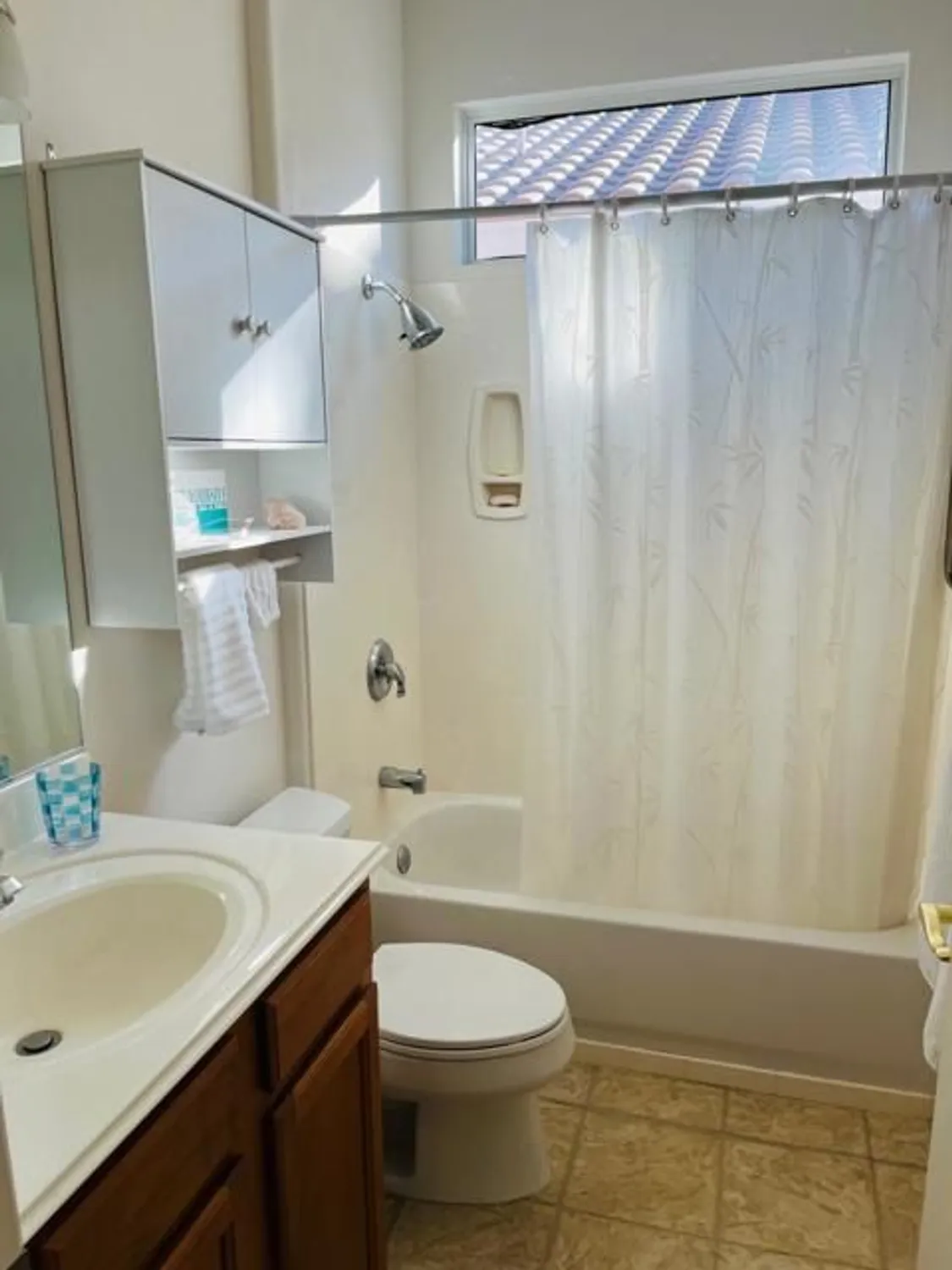 Property Slideshow image 13 of 16 | 78584 glastonbury way, Palm Desert, CA, 92211