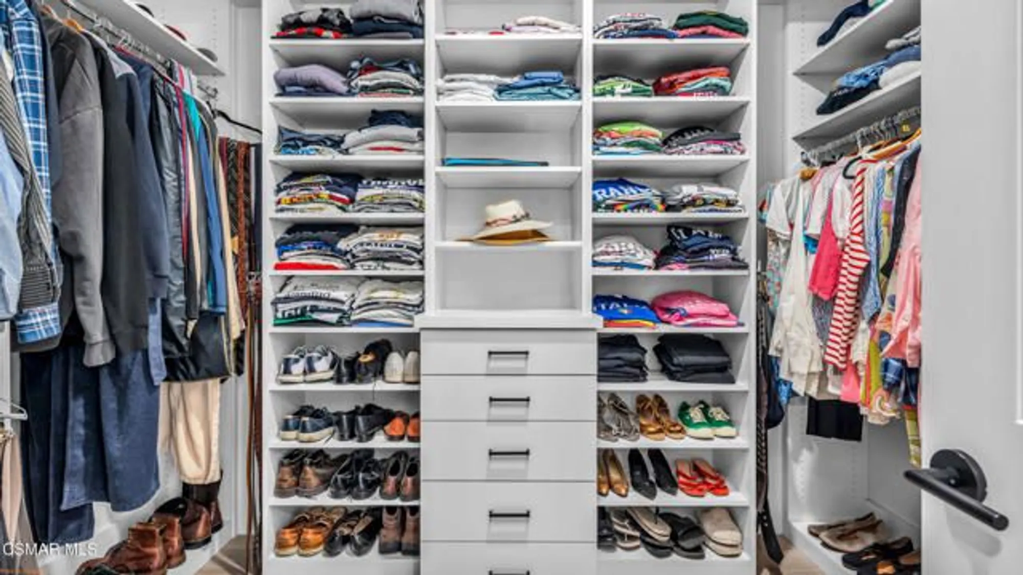 Property Slideshow image 22 of 43 | 82395 crane dr, Indio, CA, 92201