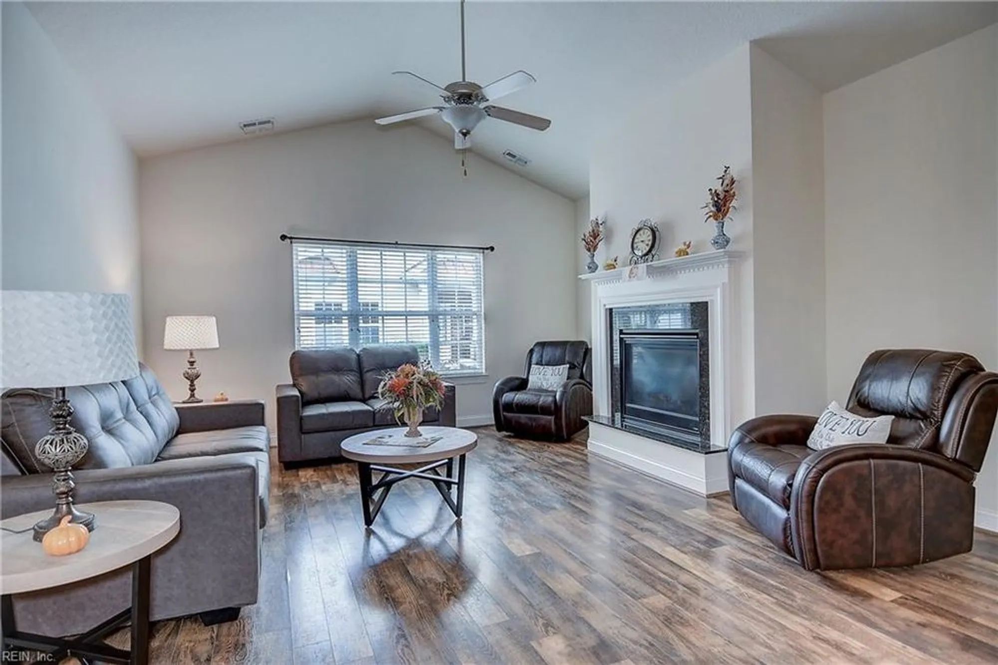 Property Slideshow image 2 of 49 | 1534 carrolton way, Chesapeake, VA, 23320