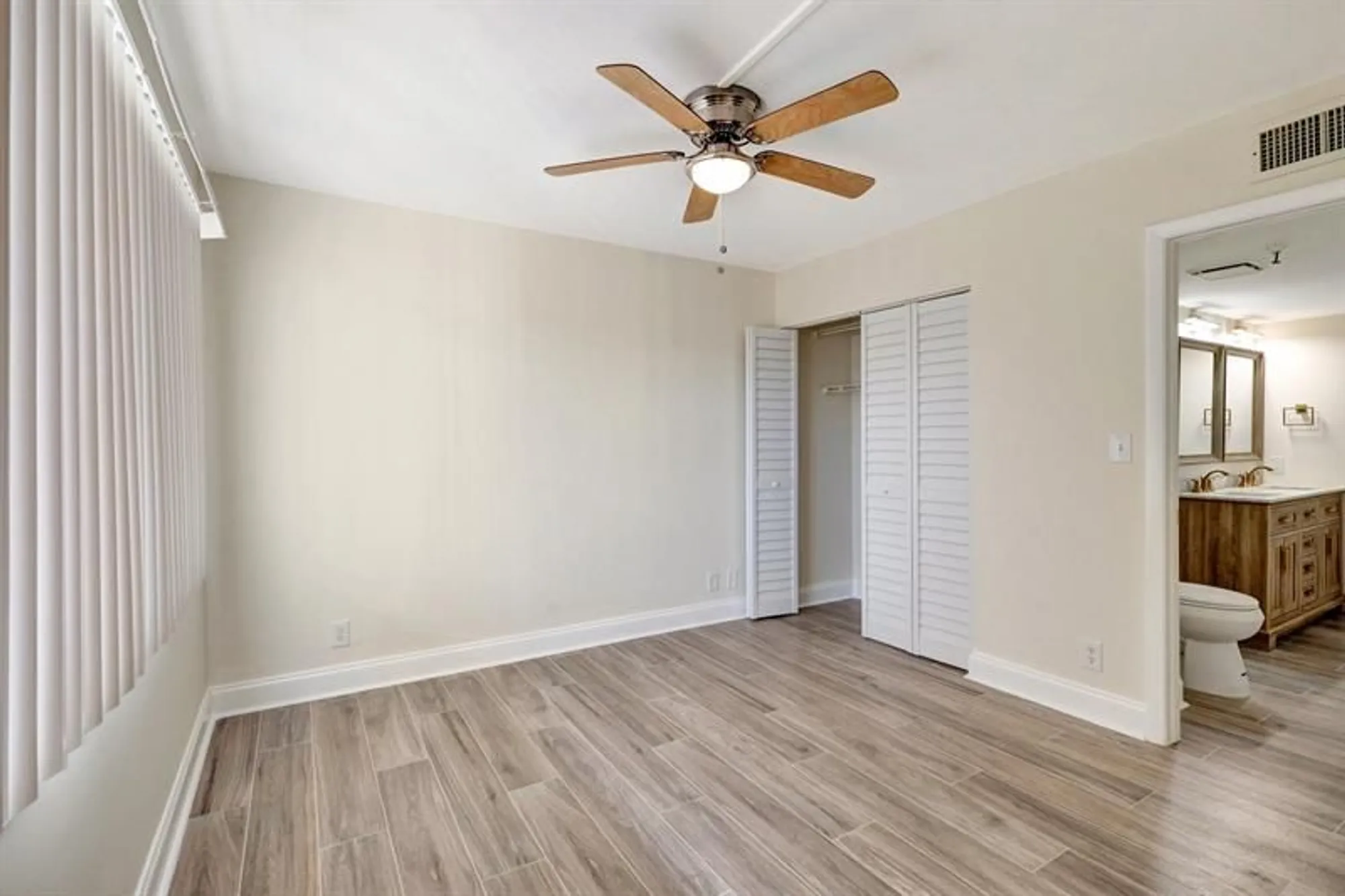 Property Slideshow image 21 of 27 | 14460 strathmore ln 807, Delray Beach, FL, 33446