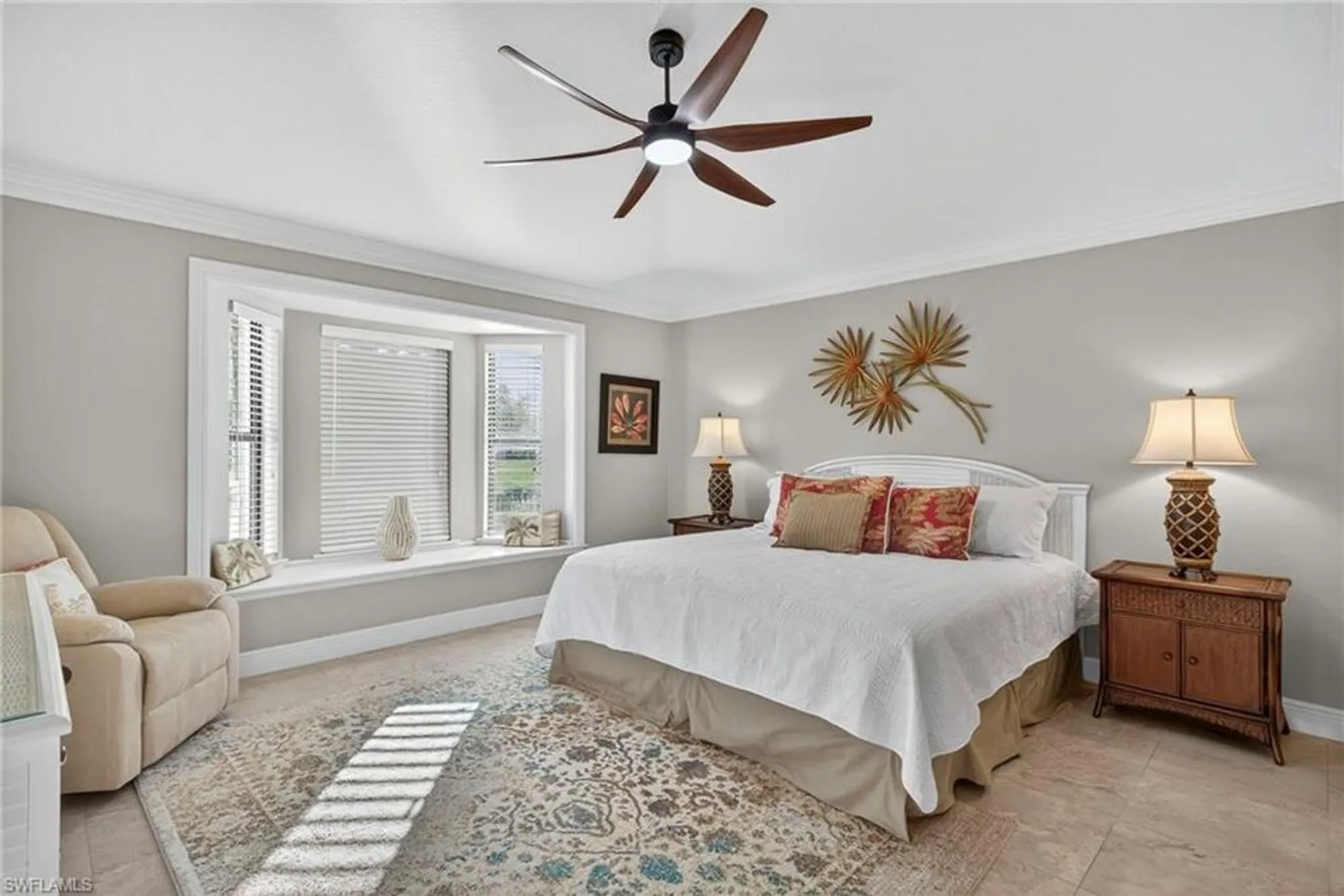 Property Slideshow image 13 of 27 | 150 estelle dr, Naples, FL, 34112
