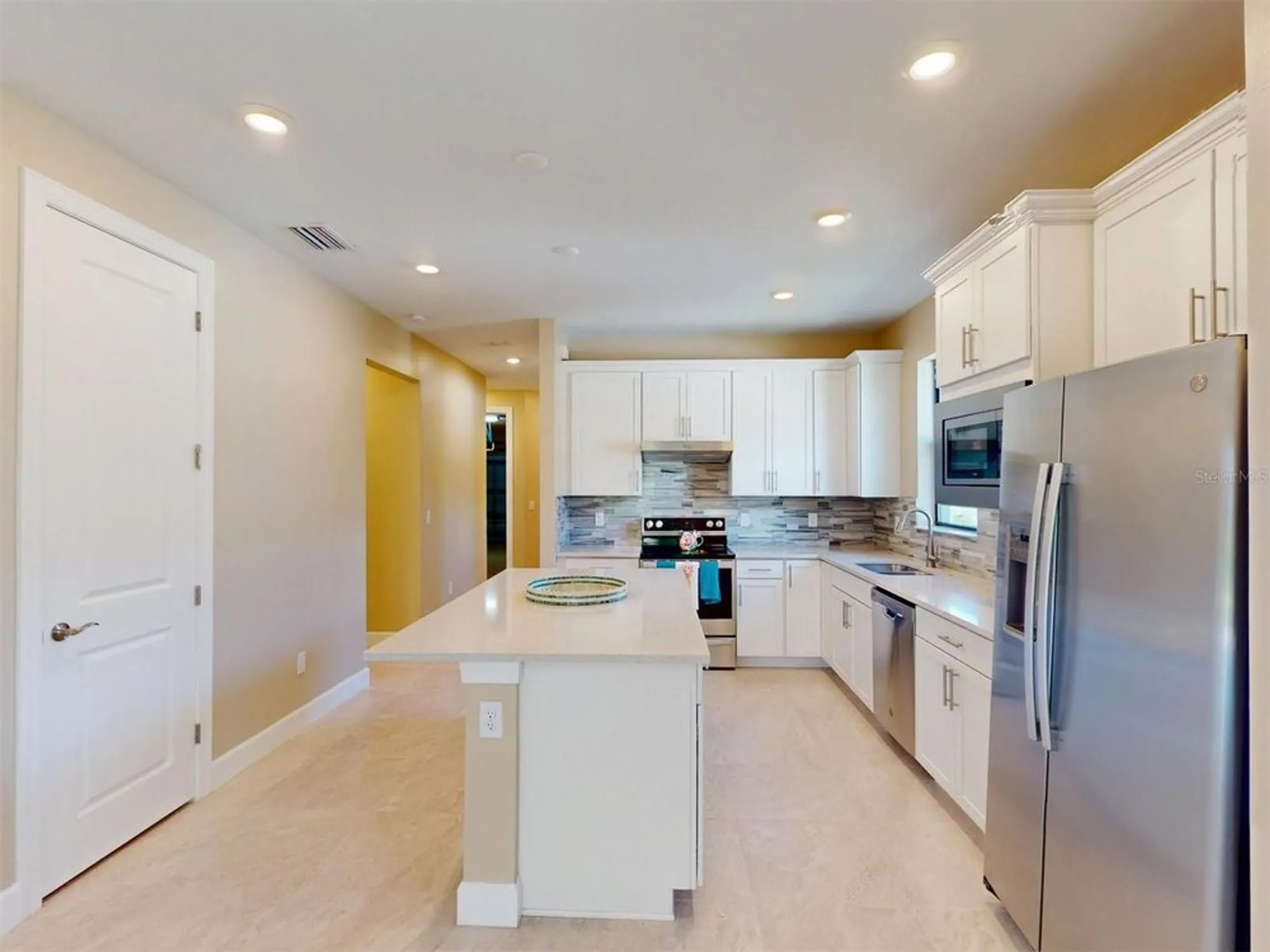 Property Slideshow image 18 of 88 | 1352 raspberry dr, North Port, FL, 34289