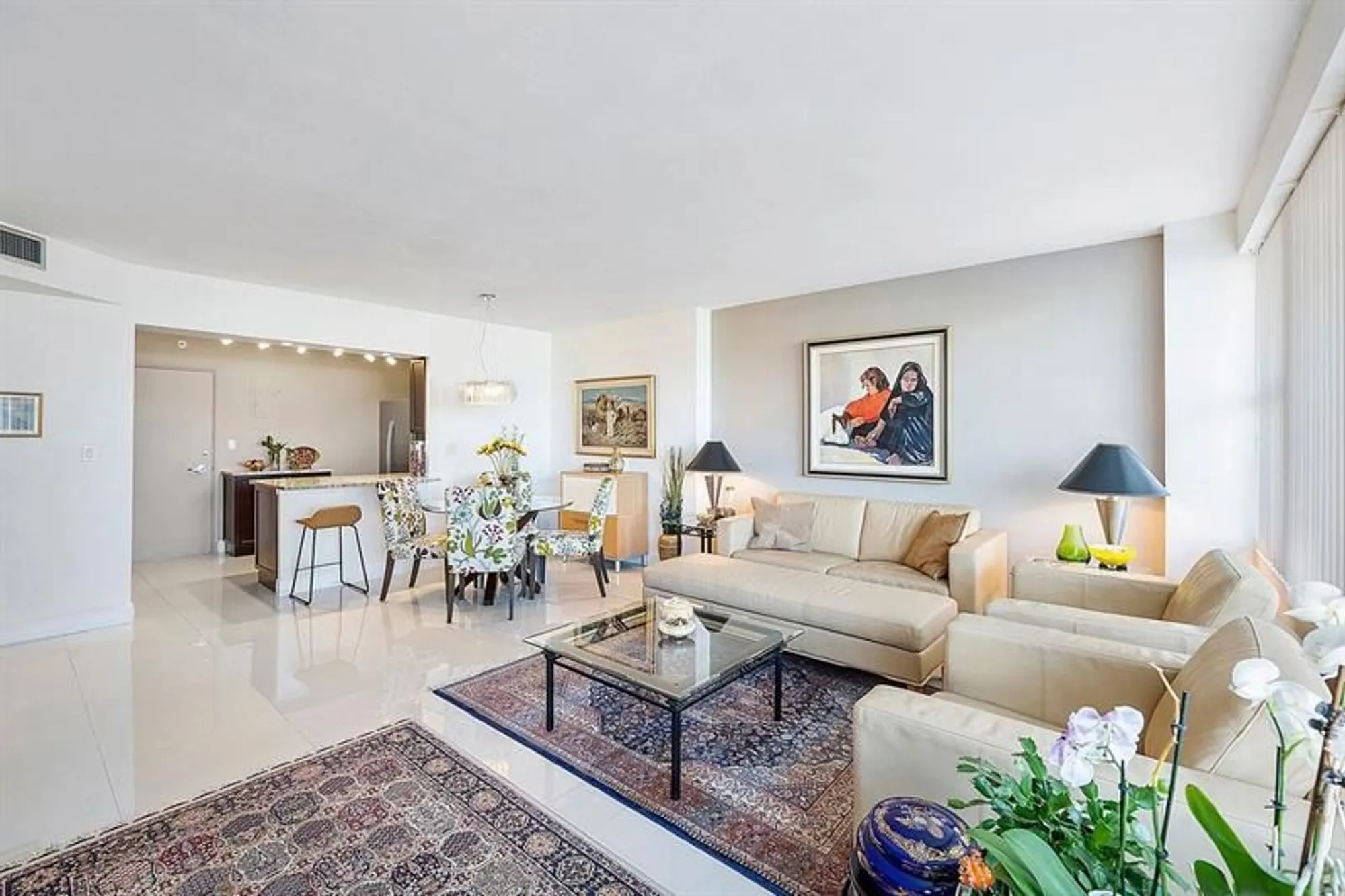 Property Slideshow image 11 of 53 | 3300 ne 36th st 303, Fort Lauderdale, FL, 33308