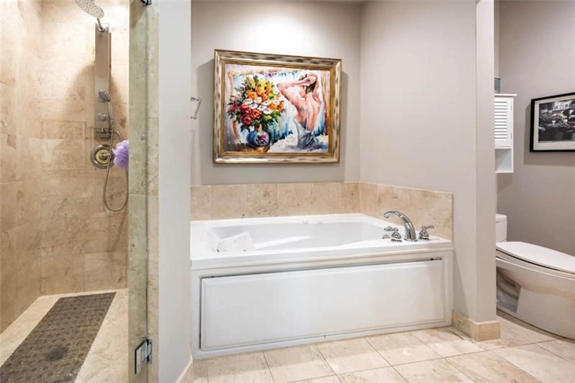 Property Slideshow image 16 of 32 | 16102 emerald estates dr 207, Weston, FL, 33331