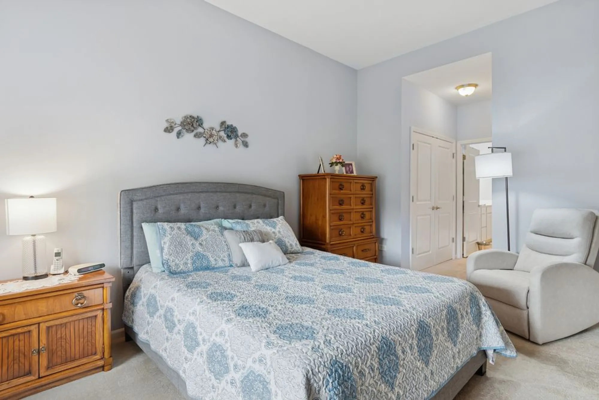 Property Slideshow image 14 of 28 | 2604 avondale cir # 4492, Naperville, IL, 60564