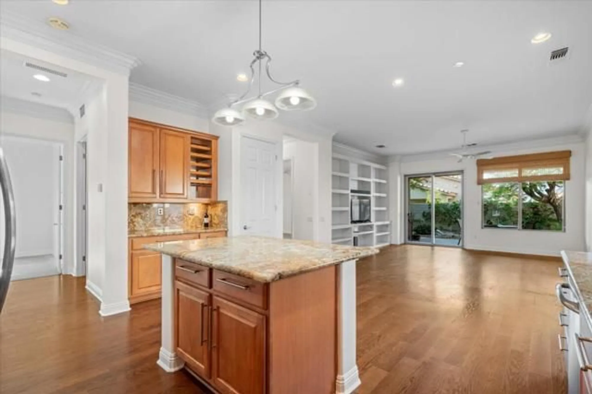 Property Slideshow image 5 of 31 | 80555 avenida san fernando, Indio, CA, 92203