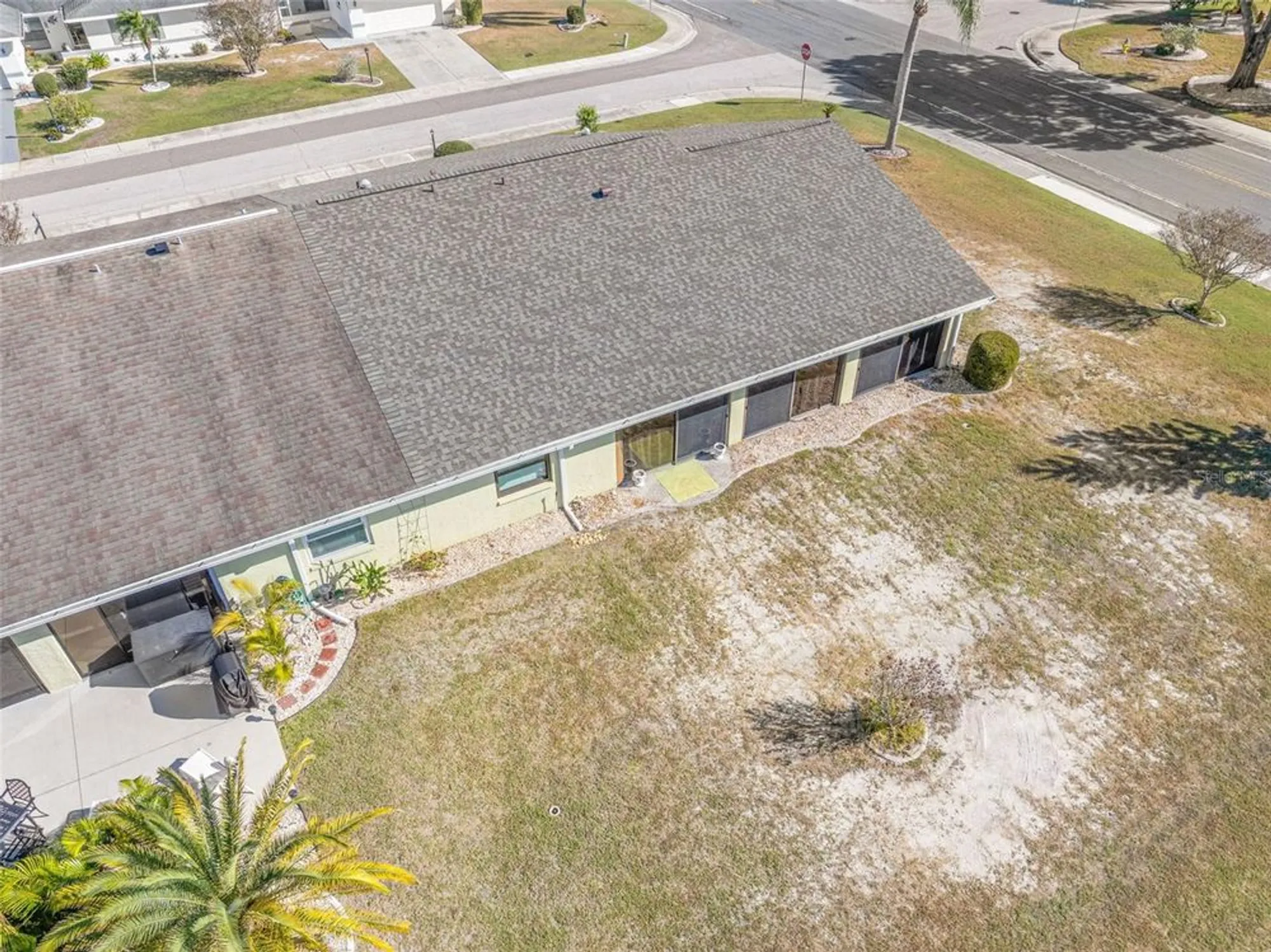 Property Slideshow image 40 of 51 | 302 linger ln, Sun City Center, FL, 33573