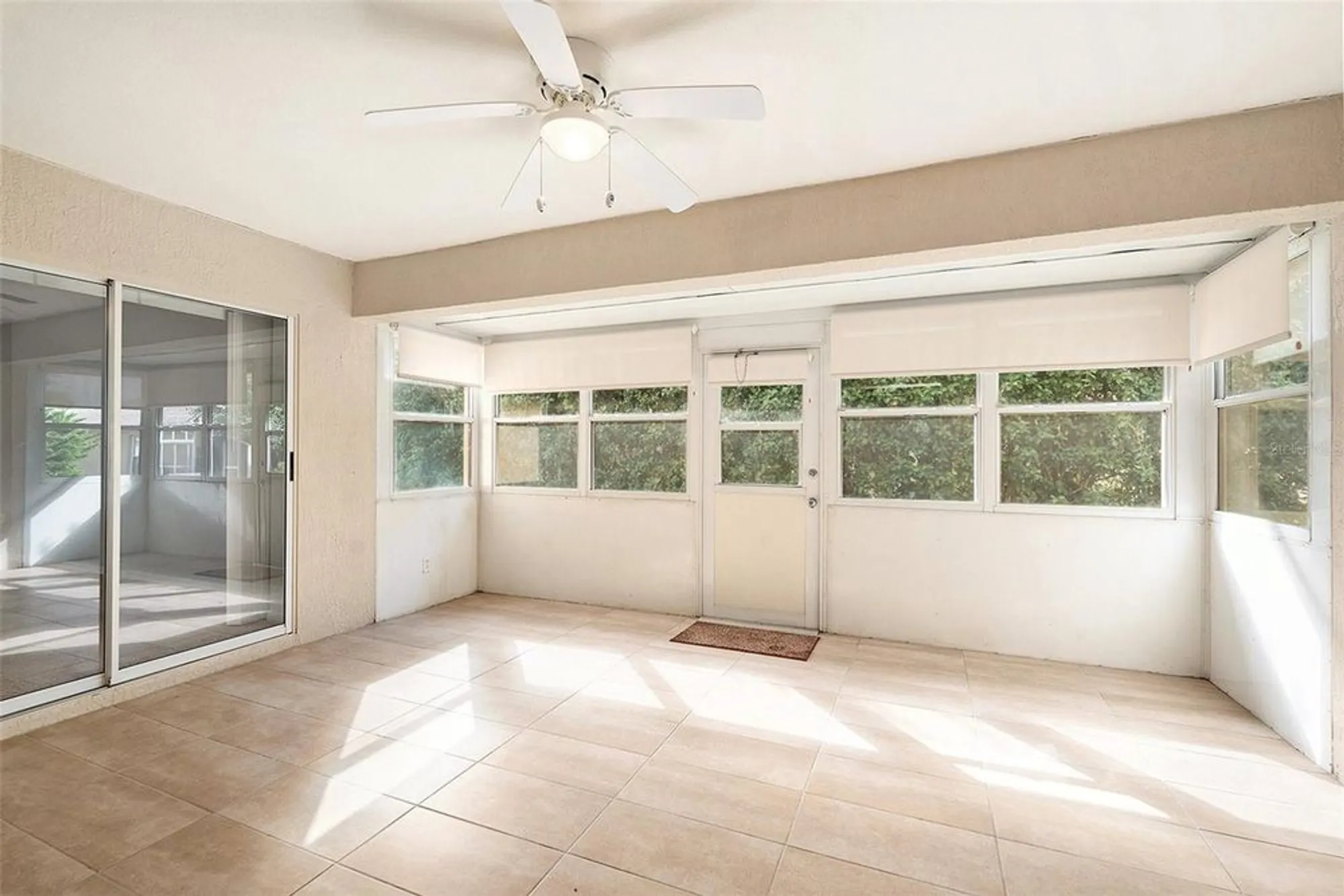 Property Slideshow image 7 of 39 | 29418 schinnecock hills ln, San Antonio, FL, 33576