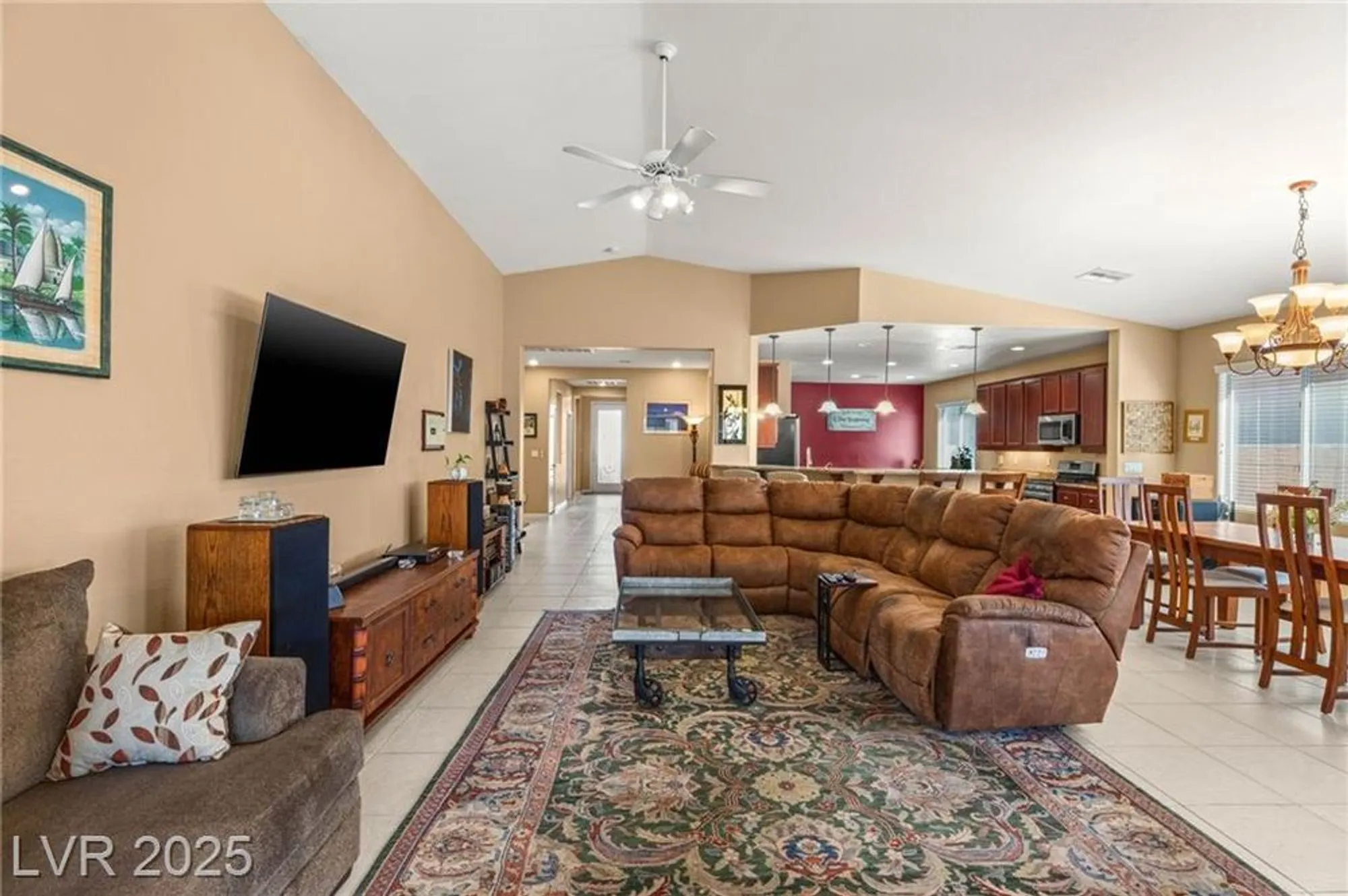Property Slideshow image 17 of 39 | 5805 hannah brook st, North Las Vegas, NV, 89081