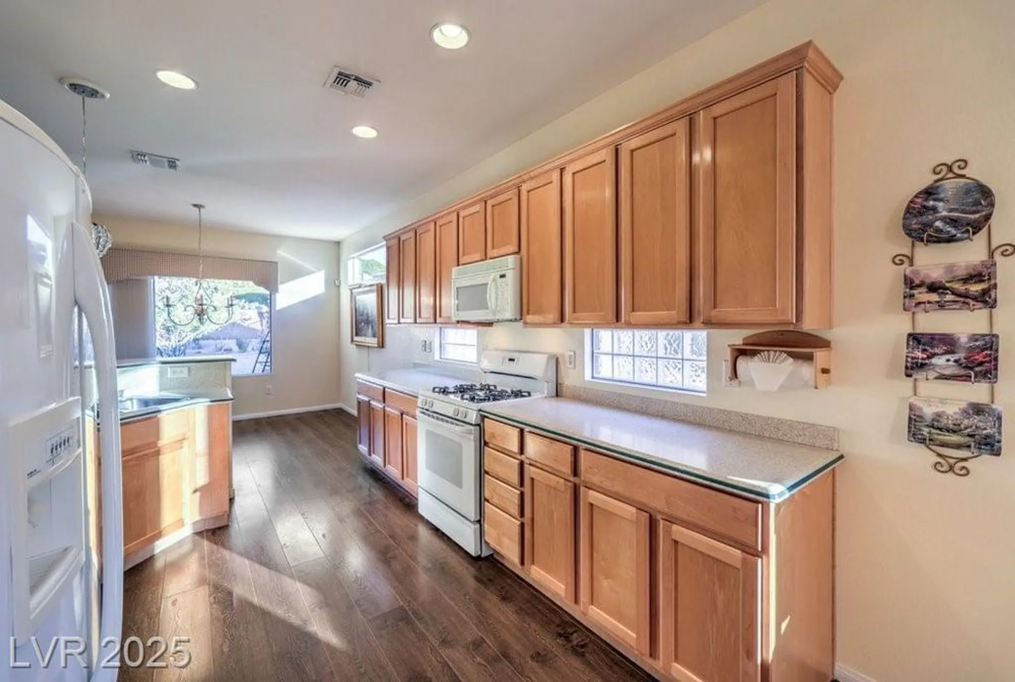 Property Slideshow image 31 of 64 | 1848 high mesa dr, Henderson, NV, 89012