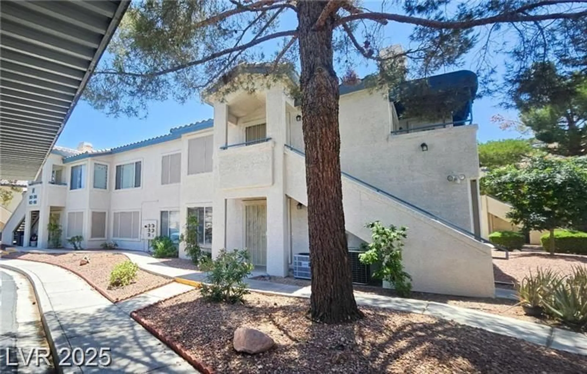 Property Slideshow image 5 of 41 | 3425 e russell rd 164, Las Vegas, NV, 89120