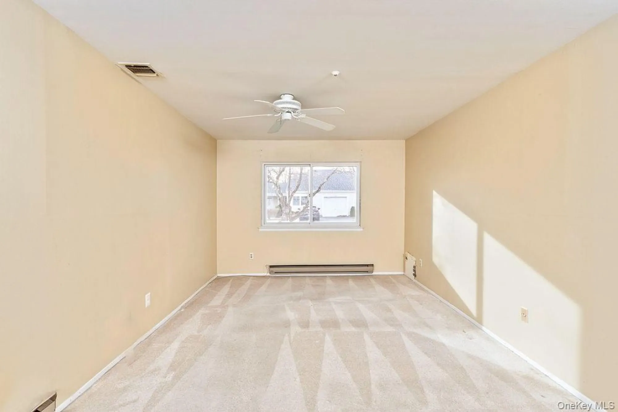 Property Slideshow image 11 of 31 | 705 cabot ct, Saint James, NY, 11780