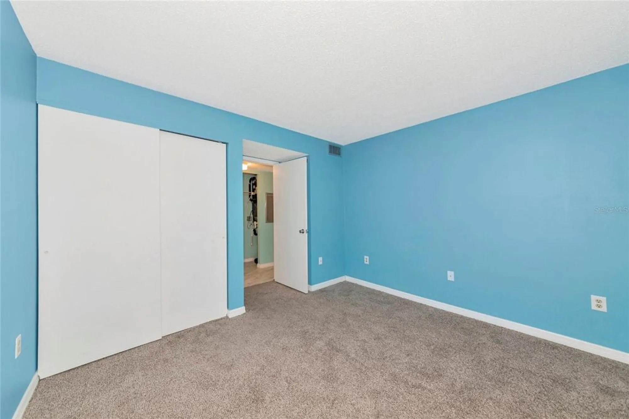 Property Slideshow image 17 of 44 | 3072 lake bayshore dr o- 119, Bradenton, FL, 34205