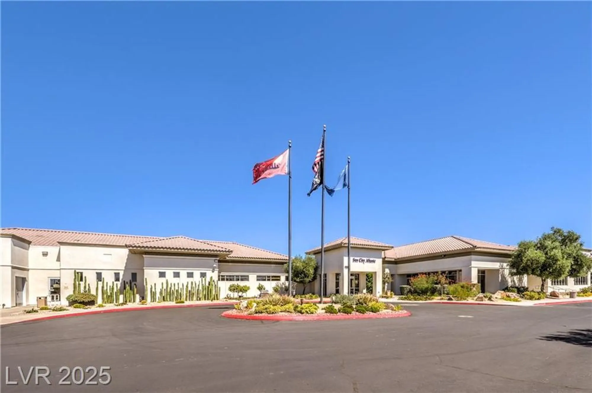 Property Slideshow image 33 of 44 | 7617 fieldfare dr, North Las Vegas, NV, 89084