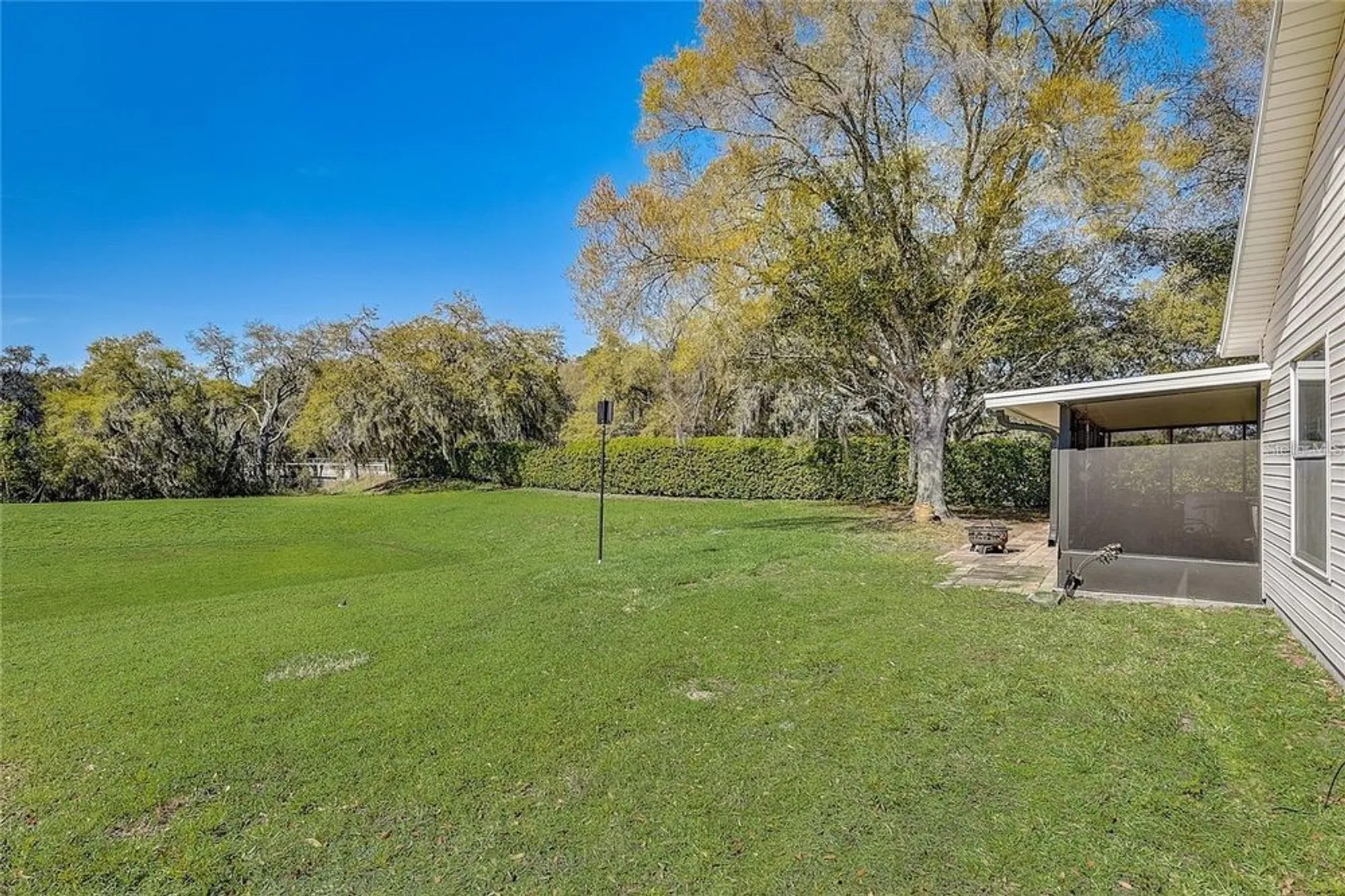 Property Slideshow image 33 of 43 | 25273 lost oak cir, Leesburg, FL, 34748