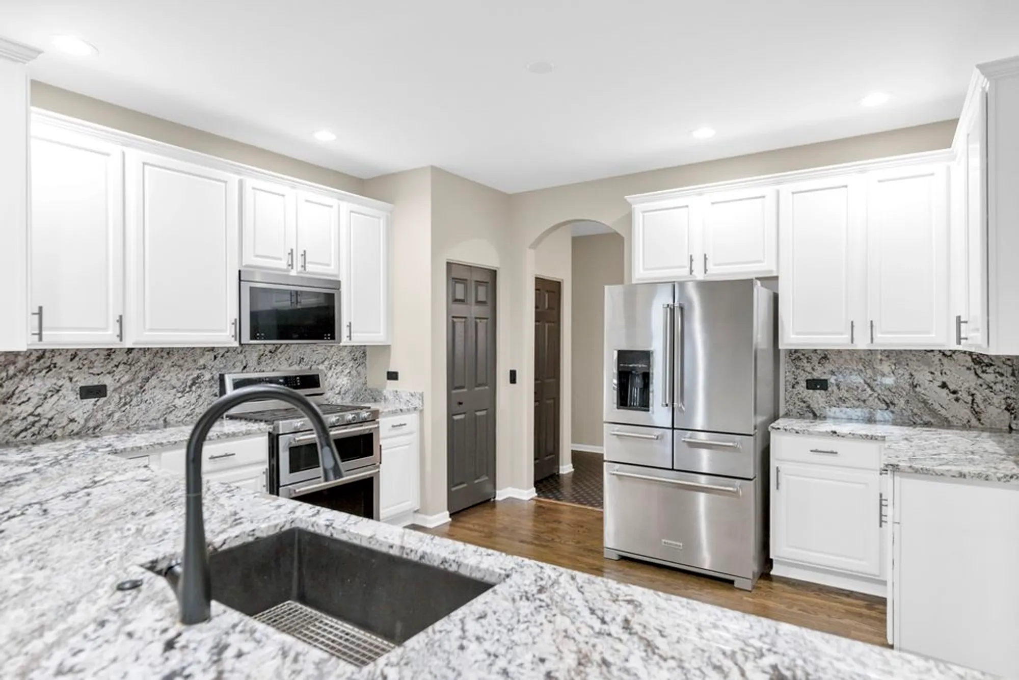 Property Slideshow image 27 of 71 | 2660 harnish dr, Algonquin, IL, 60102