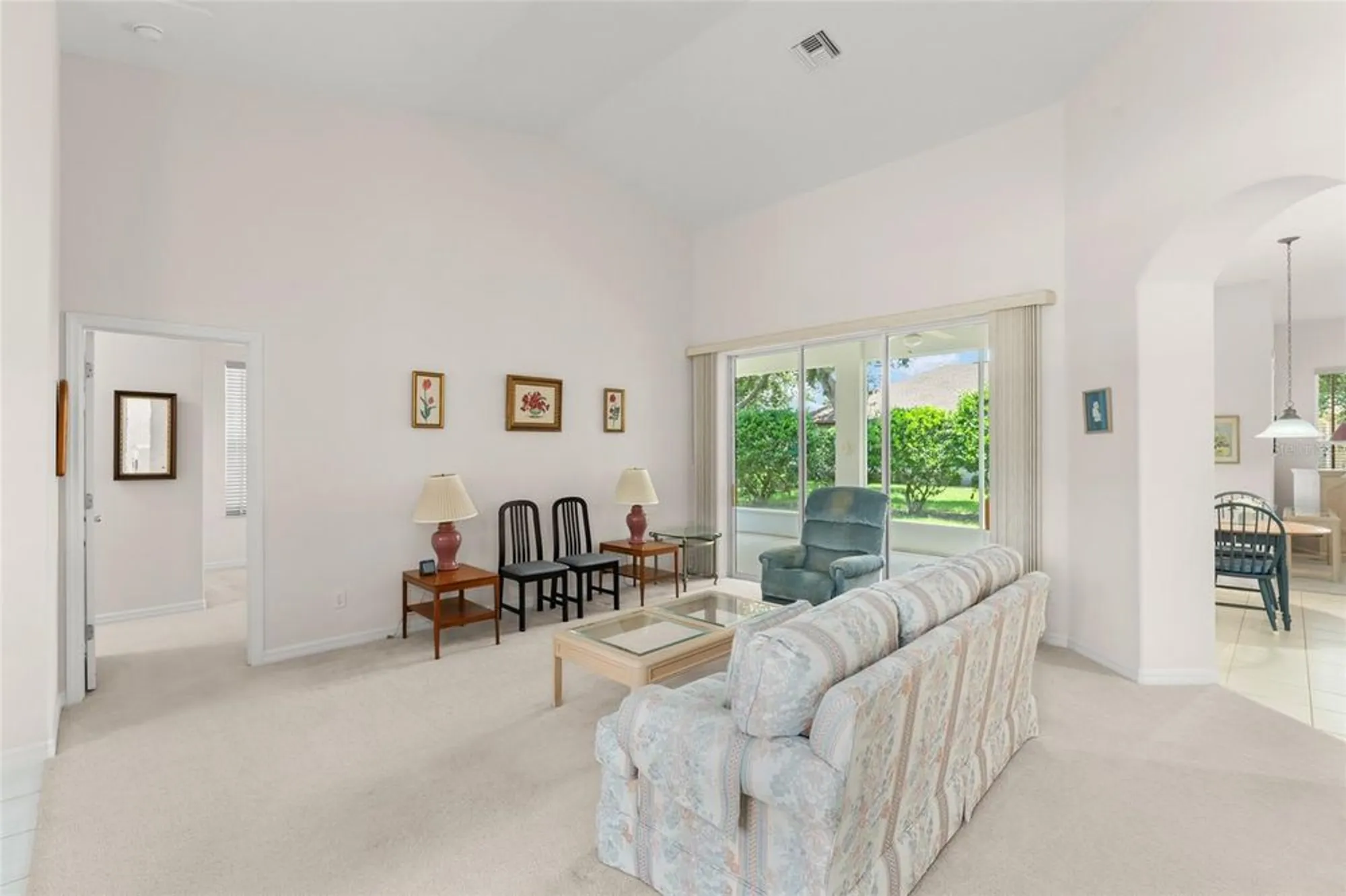 Property Slideshow image 7 of 48 | 20806 queen alexandra dr, Leesburg, FL, 34748