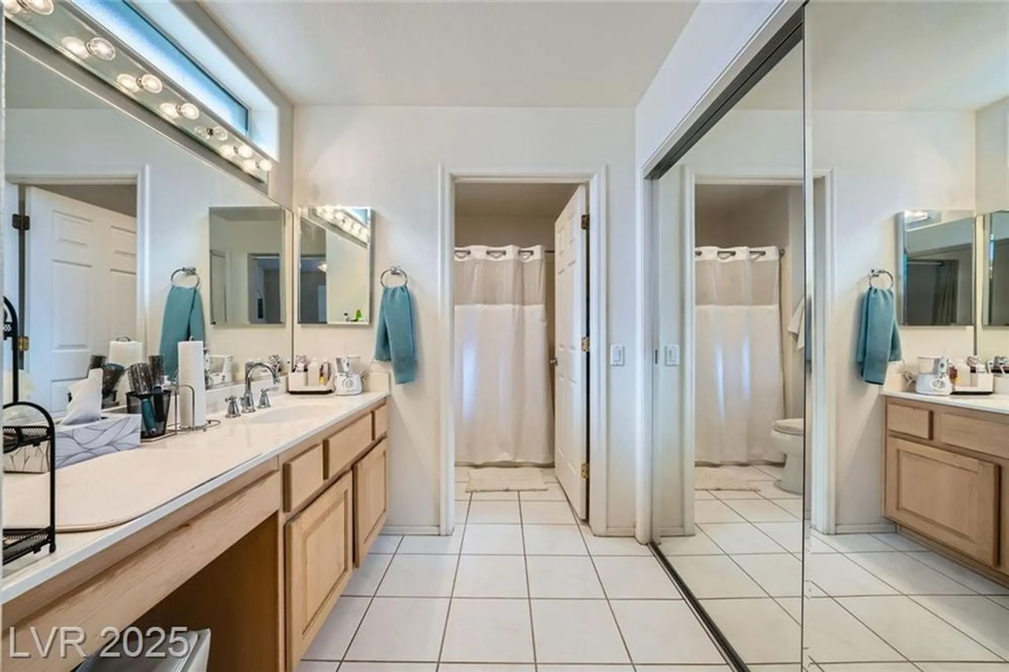 Property Slideshow image 21 of 28 | 2401 ocean edge ct, Las Vegas, NV, 89134