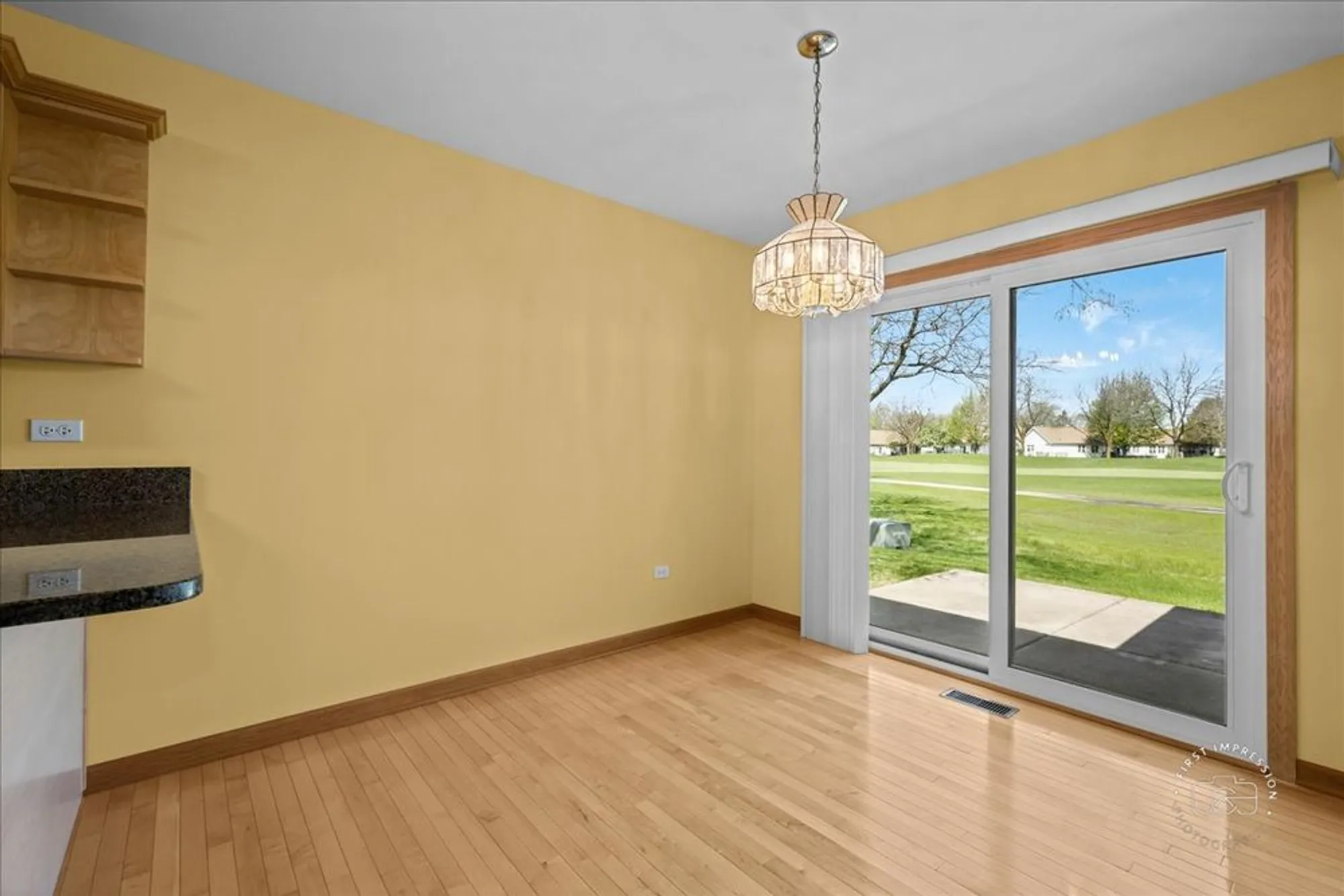 Property Slideshow image 16 of 37 | 21600 w larch dr, Plainfield, IL, 60544