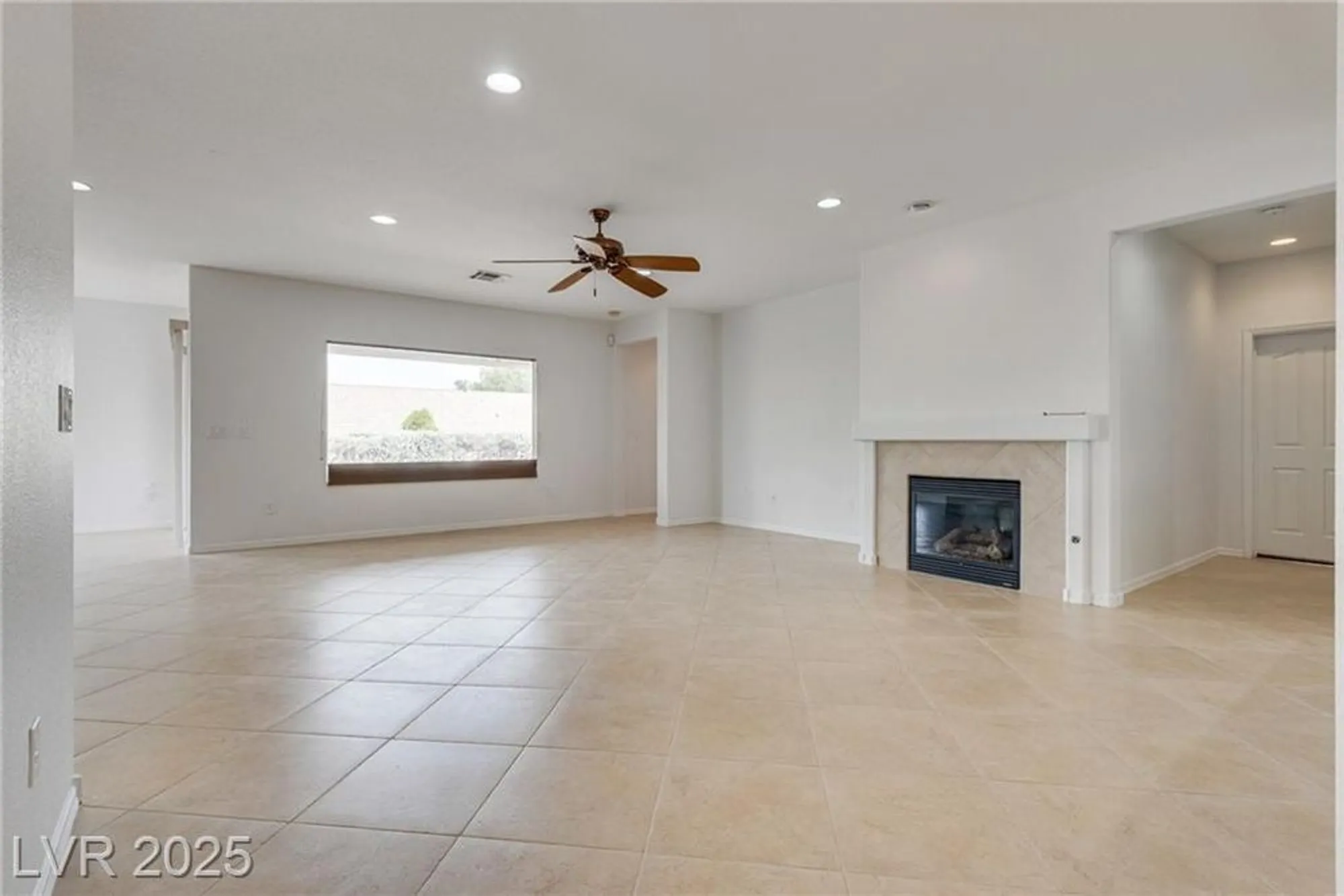 Property Slideshow image 10 of 34 | 2348 kalkaska dr, Henderson, NV, 89044