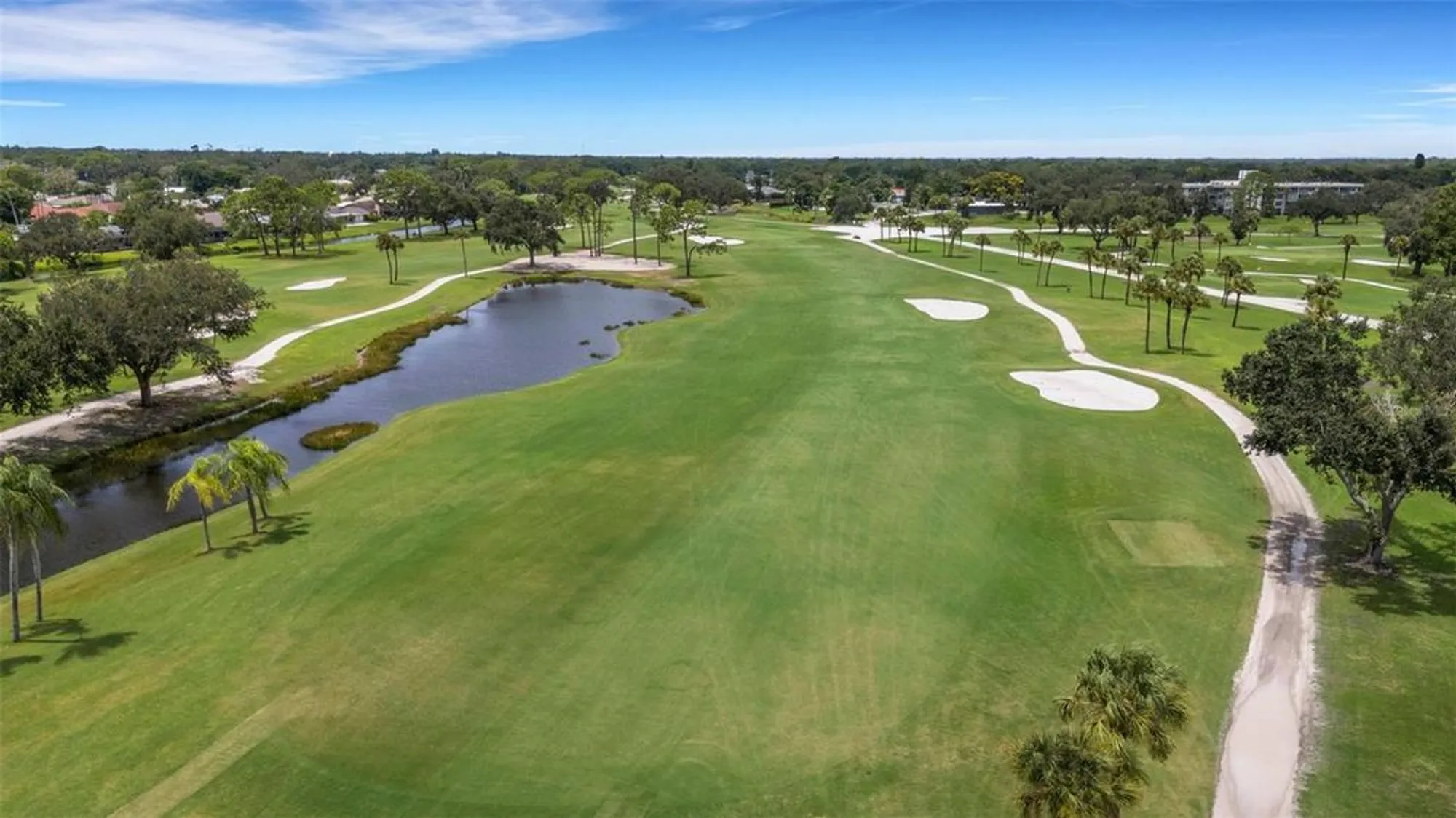 Property Slideshow image 4 of 33 | 5217 canterbury dr, Sarasota, FL, 34243