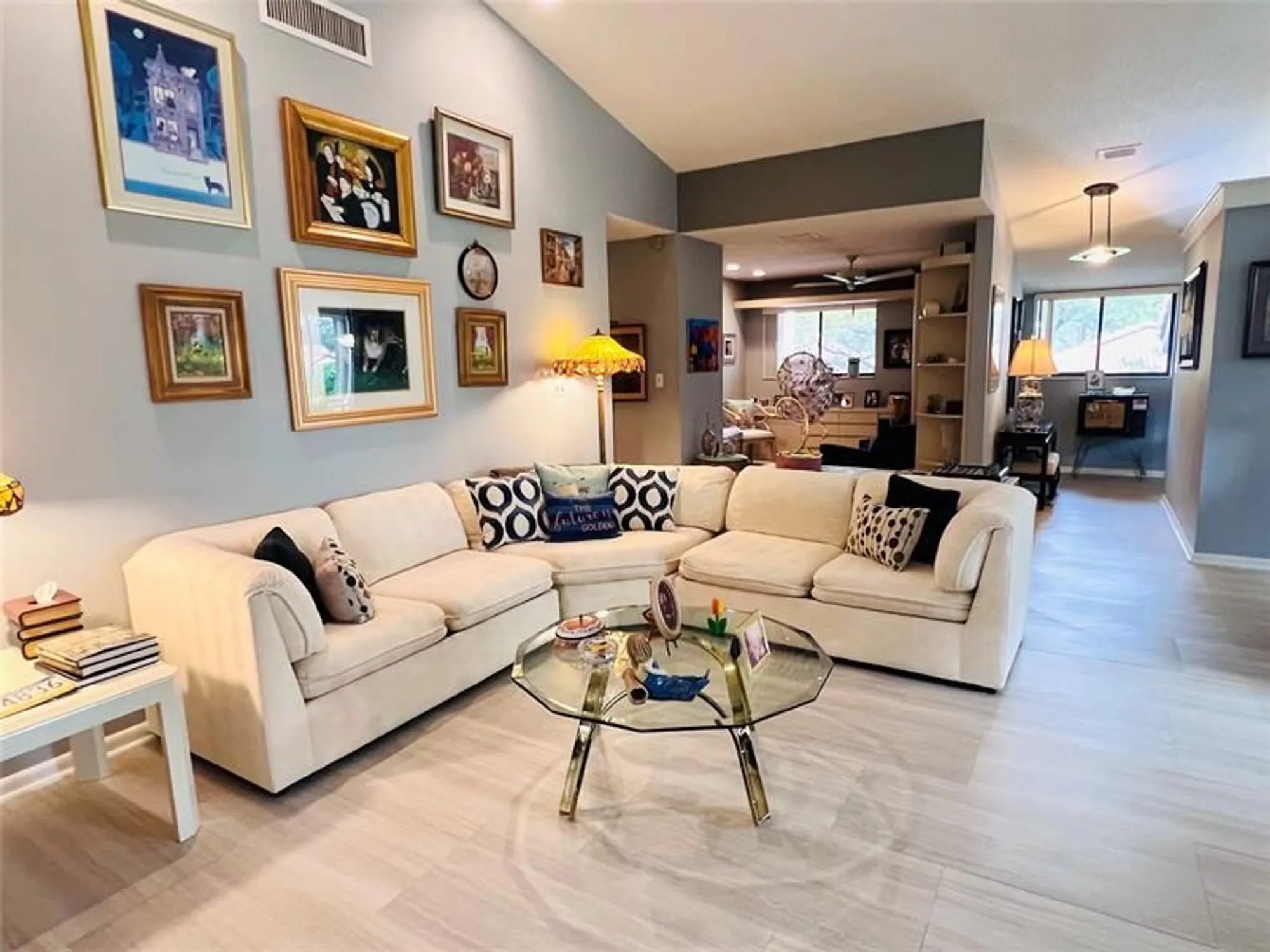 Property Slideshow image 9 of 50 | 10851 palm lake ave 201, Boynton Beach, FL, 33437