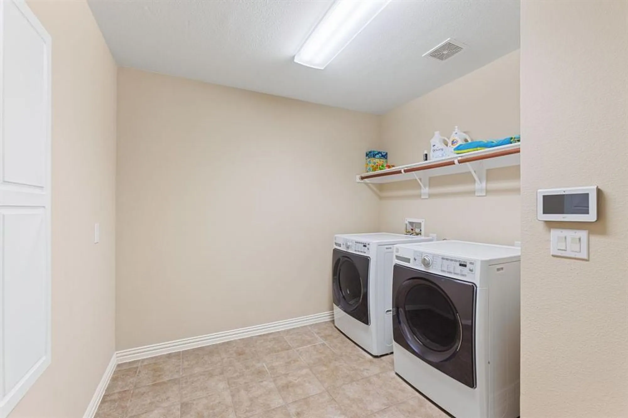 Property Slideshow image 30 of 36 | 900 medinah dr, Fairview, TX, 75069