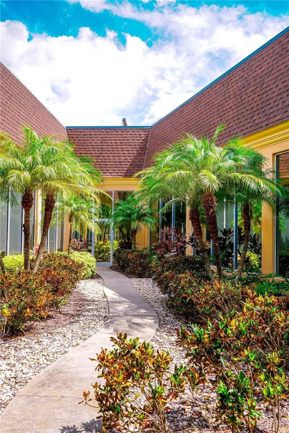 Property Slideshow image 73 of 92 | 2046 inverness greens dr # 2046, Sun City Center, FL, 33573