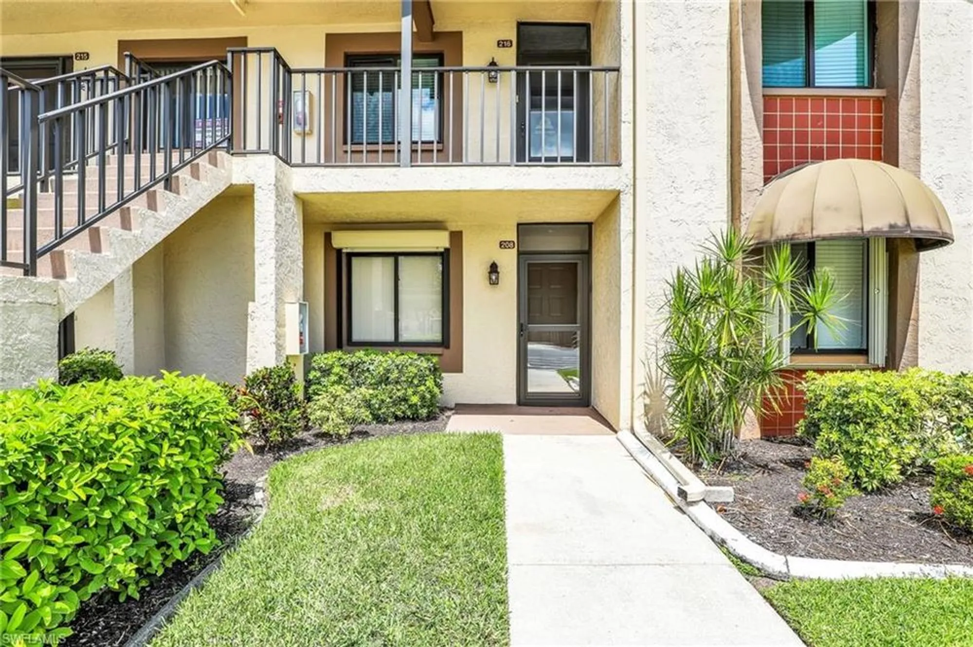 Property Slideshow image 4 of 30 | 13111 cross creek blvd 208, Fort Myers, FL, 33912