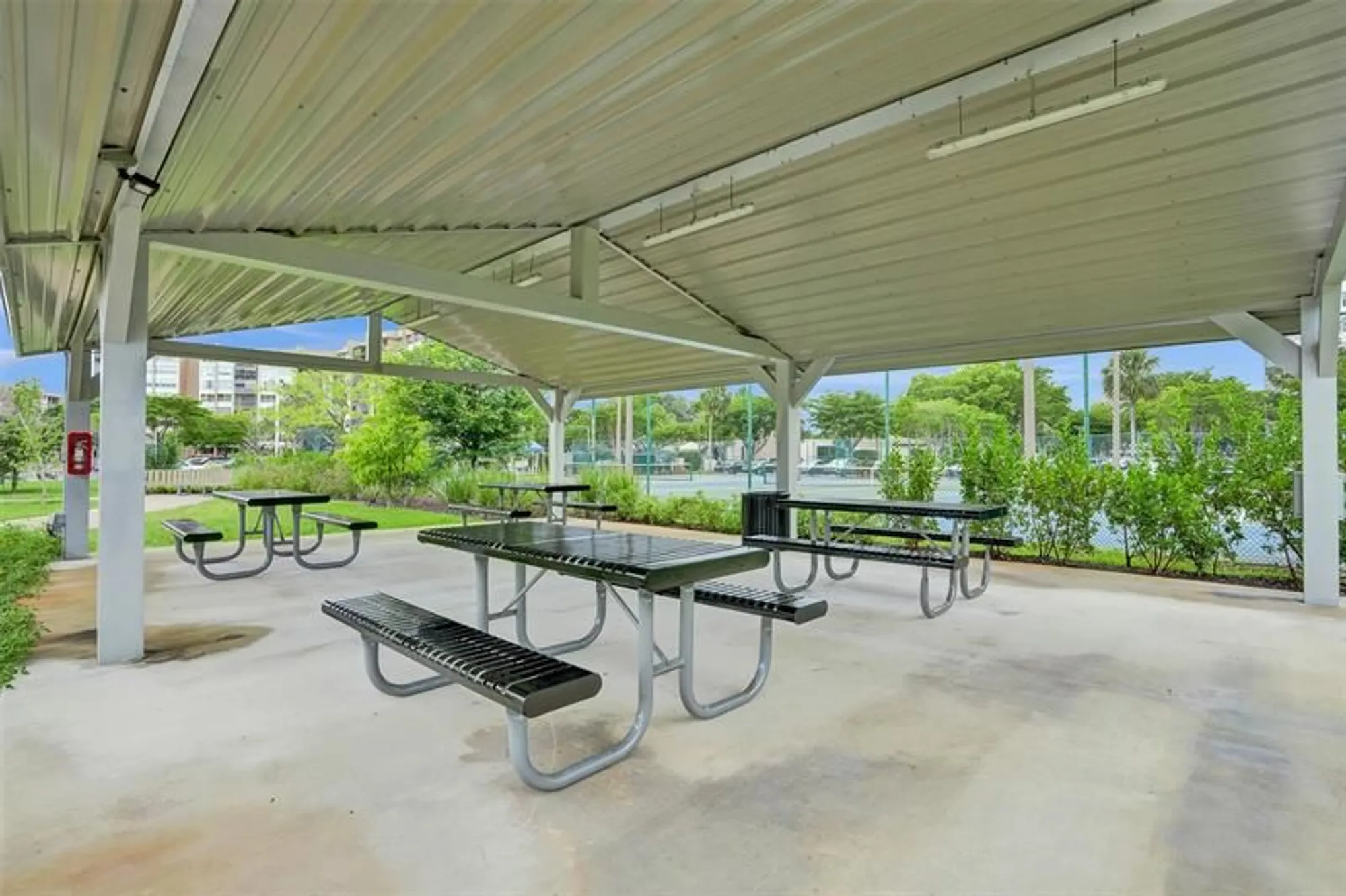 Property Slideshow image 58 of 71 | 1100 saint charles pl 612, Pembroke Pines, FL, 33026
