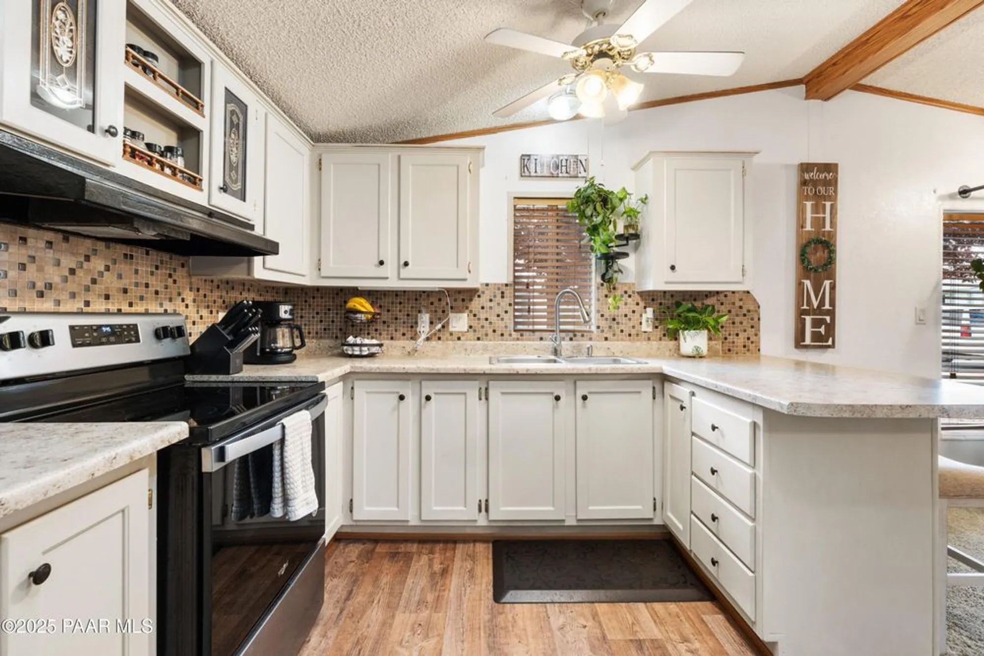 Property Slideshow image 11 of 23 | 636 n mesquite tree dr, Dewey-Humboldt, AZ, 86327