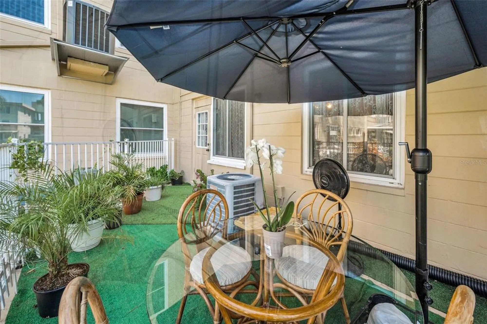 Property Slideshow image 29 of 67 | 2402 ecuadorian way 10, Clearwater, FL, 33763