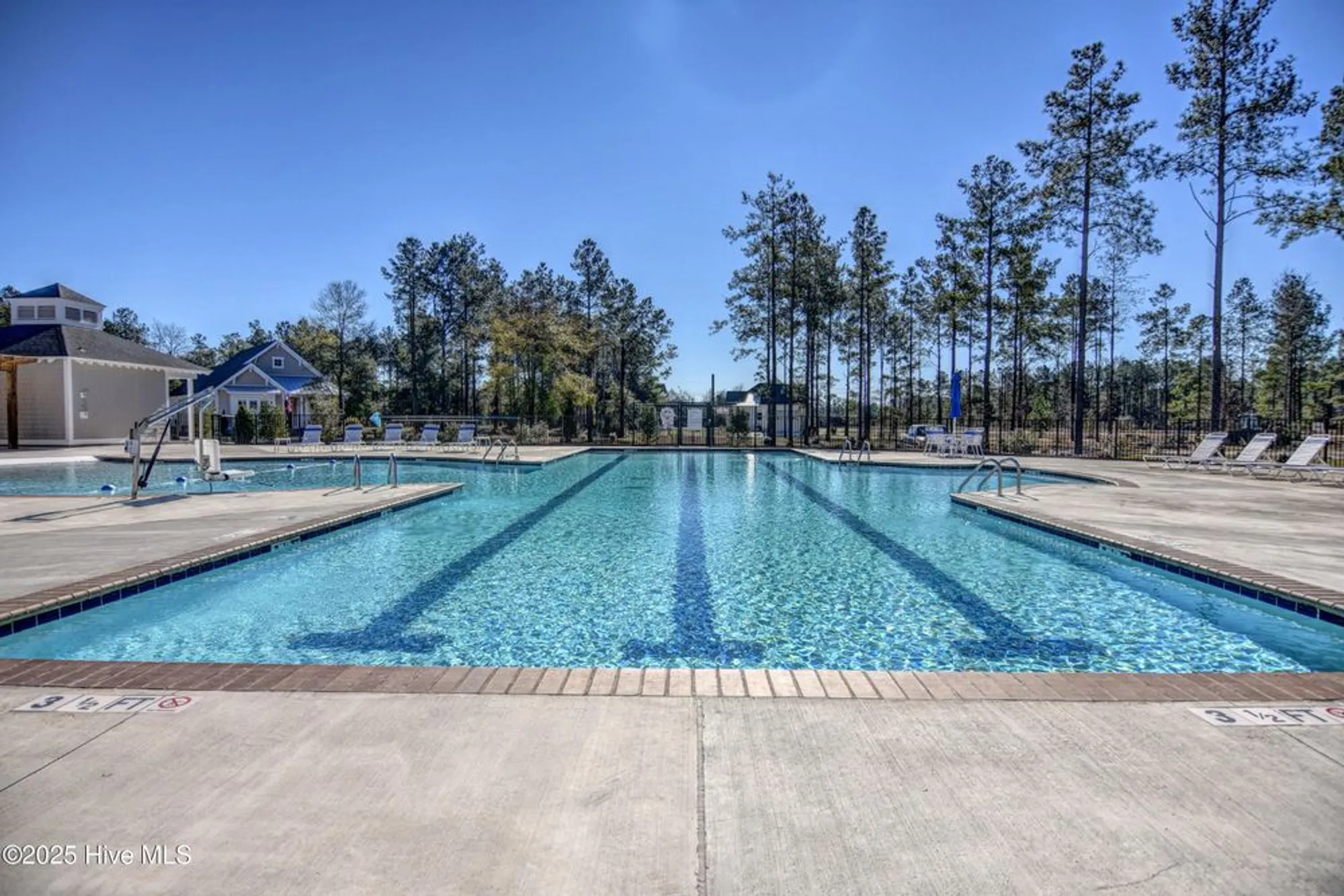 Property Slideshow image 71 of 112 | 3722 white cliffs dr, Castle Hayne, NC, 28429