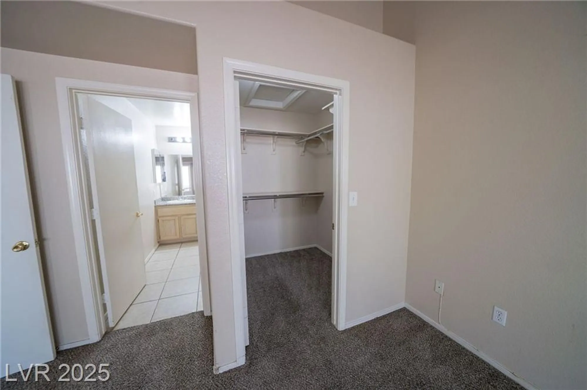 Property Slideshow image 8 of 30 | 9908 bundella dr, Las Vegas, NV, 89134