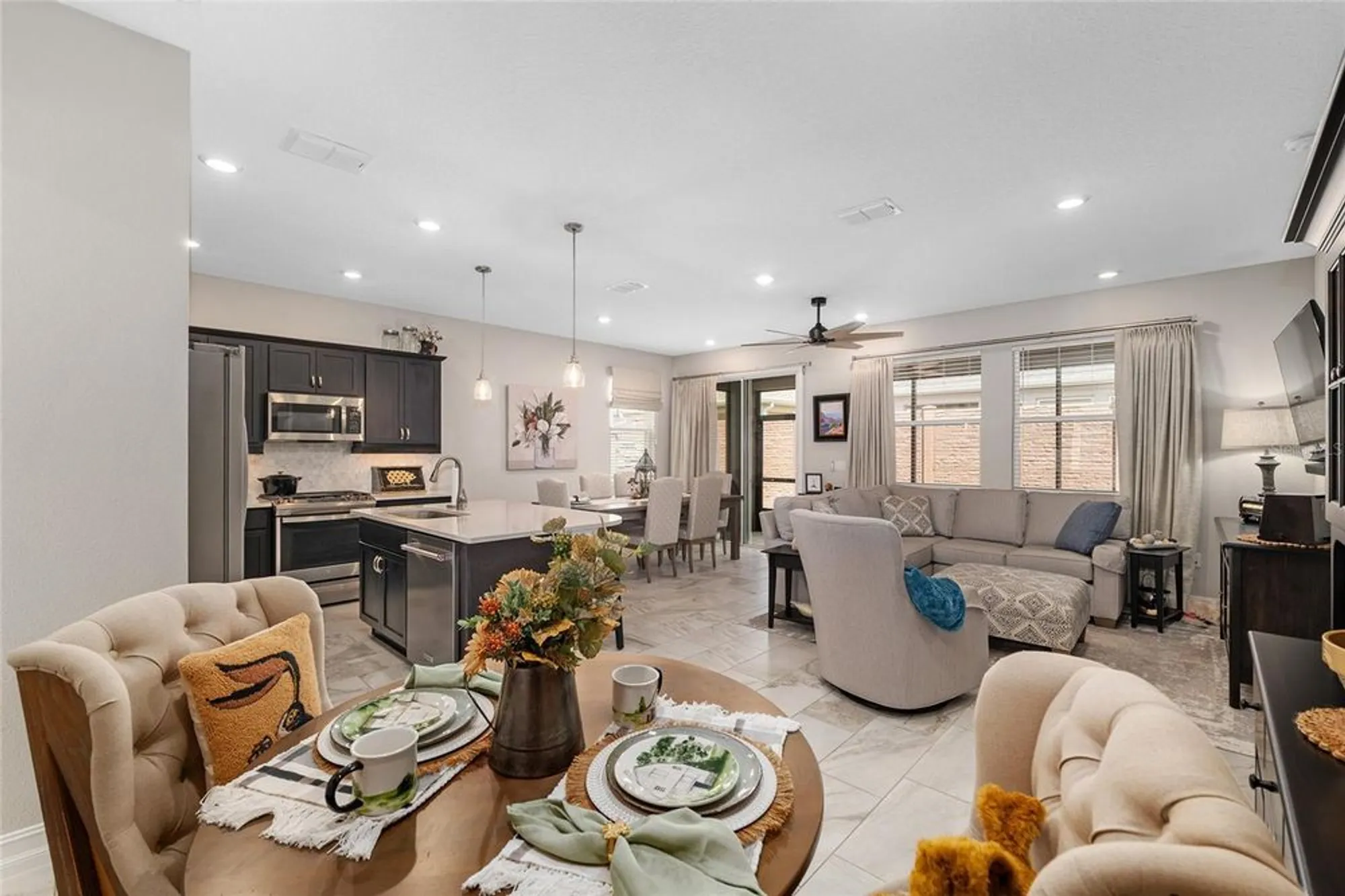 Property Slideshow image 6 of 37 | 5423 nw 33rd pl, Ocala, FL, 34482