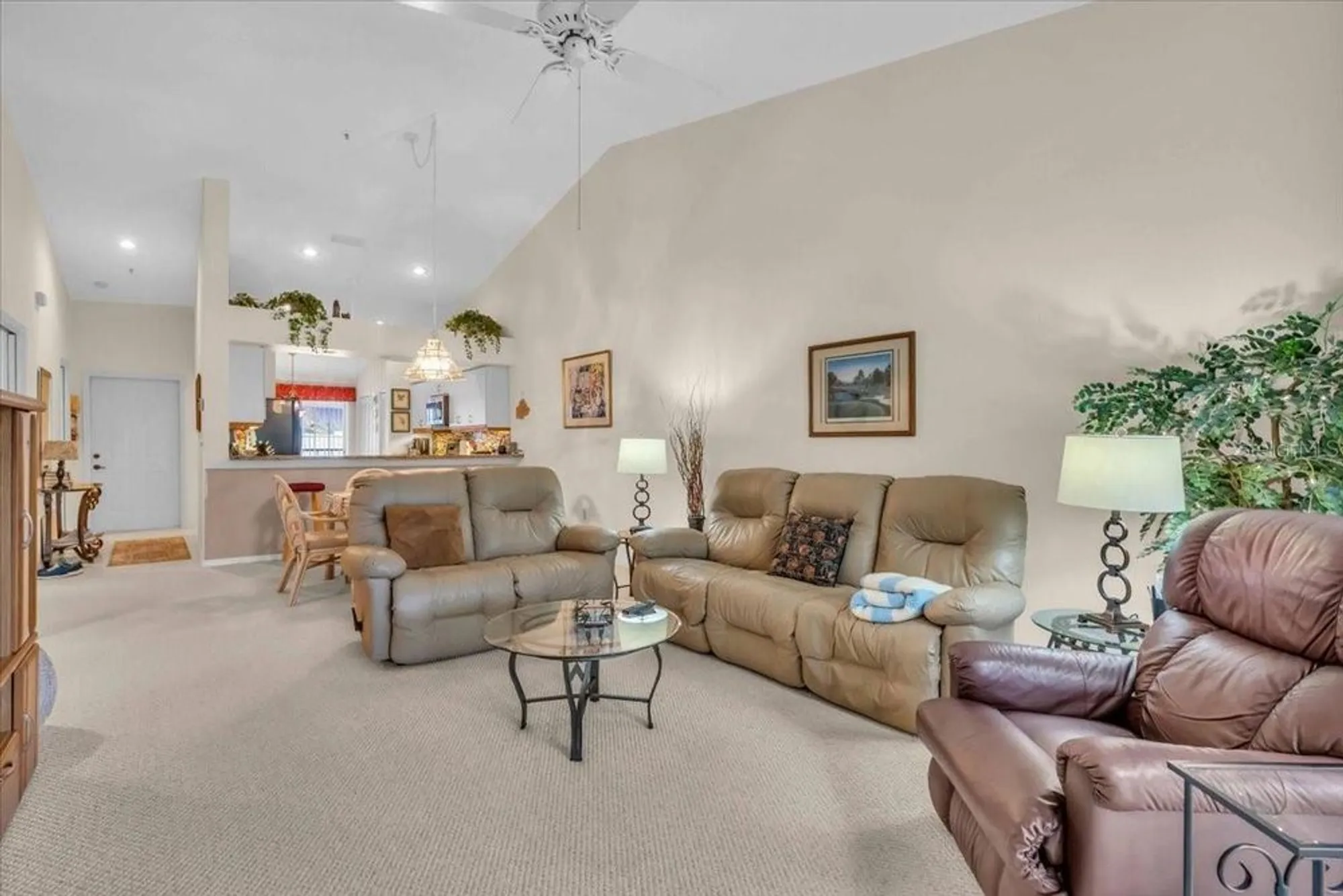 Property Slideshow image 11 of 58 | 6713 stone river rd apt 206, Bradenton, FL, 34203