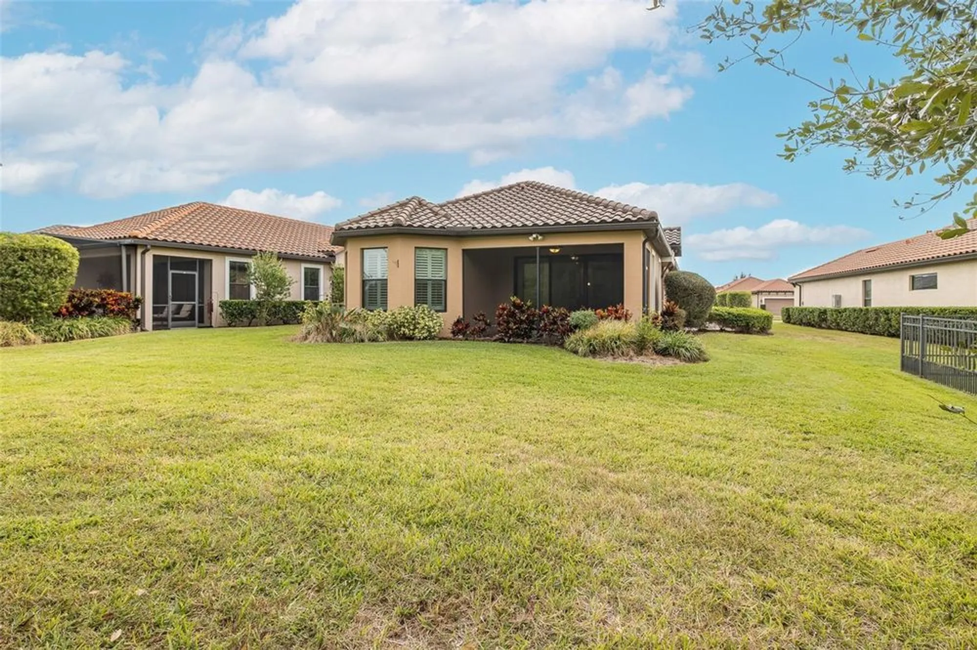 Property Slideshow image 67 of 100 | 11599 callisia dr, Odessa, FL, 33556