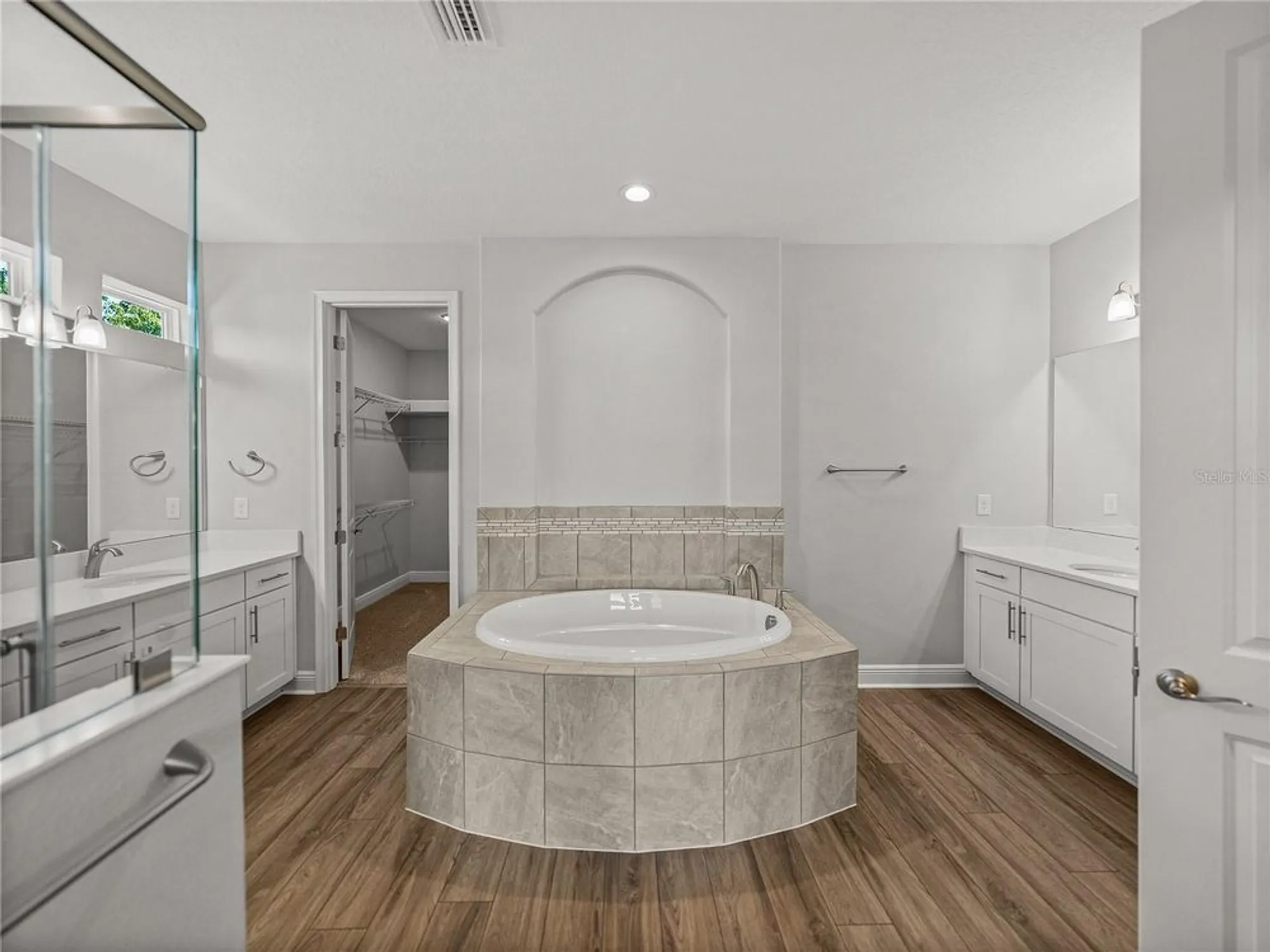 Property Slideshow image 31 of 78 | 34411 sahalee loop, Dade City, FL, 33525