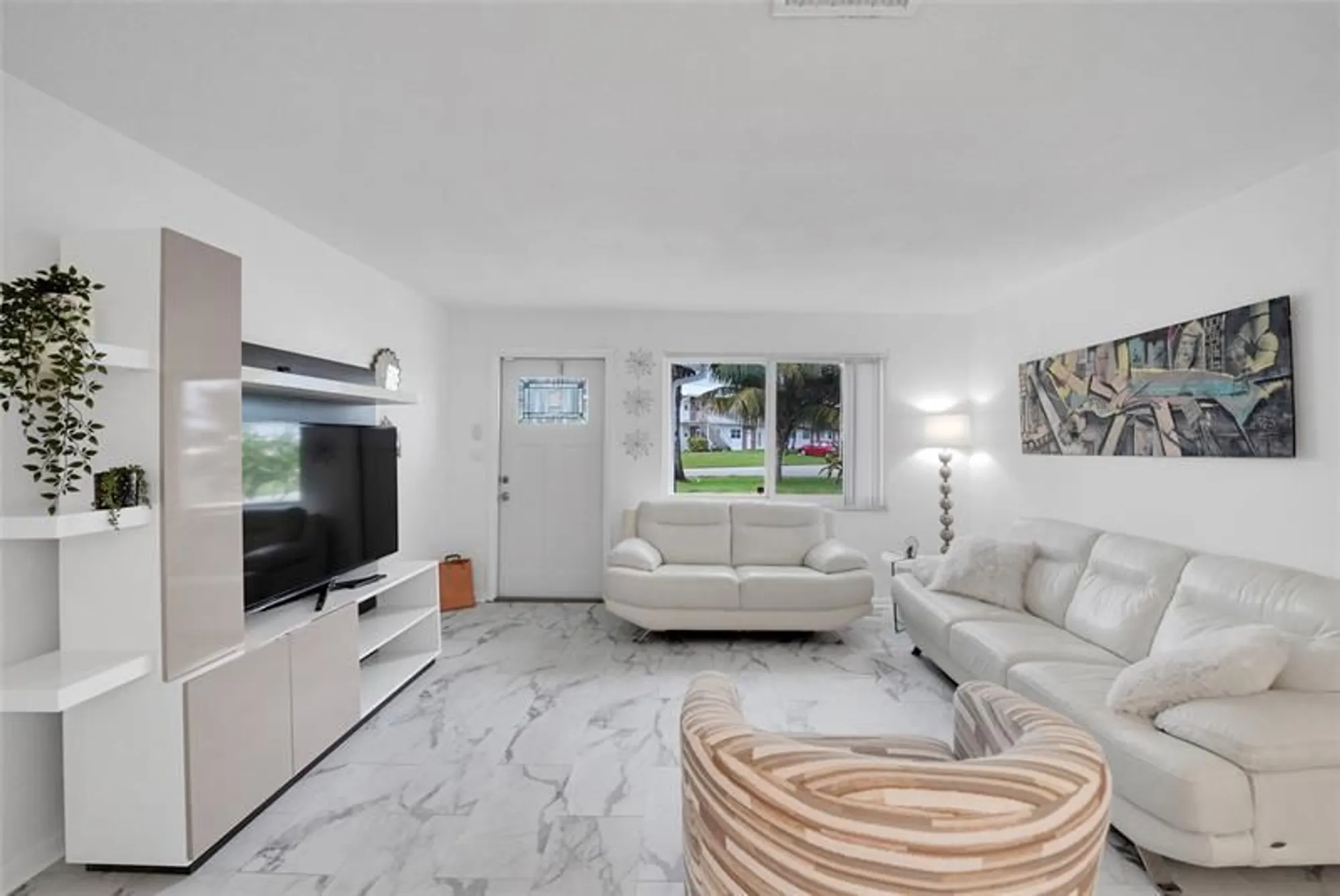 Property Slideshow image 12 of 58 | 260 s golf blvd, Pompano Beach, FL, 33064
