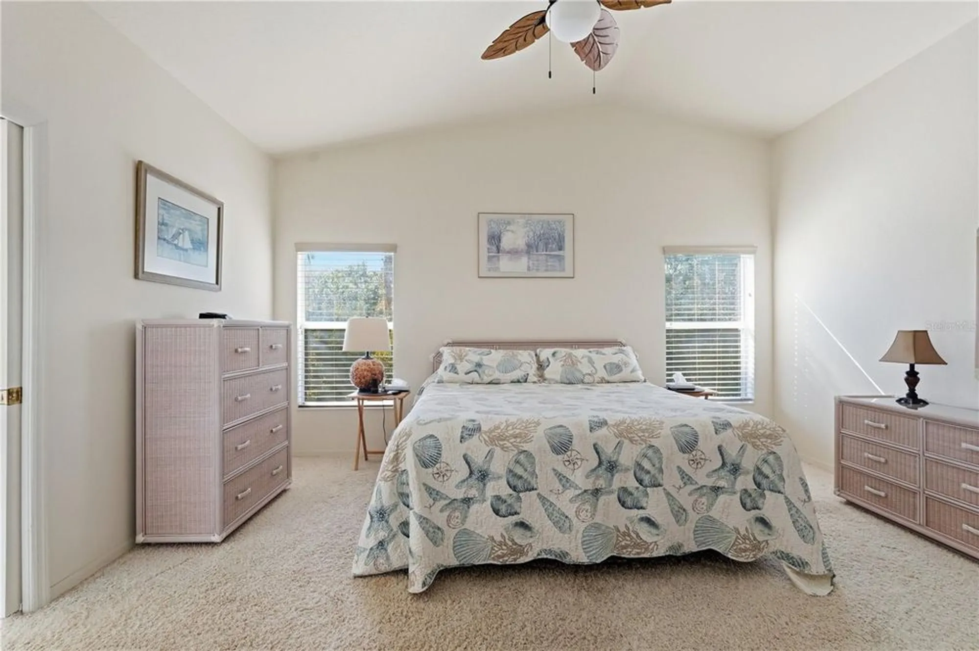Property Slideshow image 15 of 34 | 2211 pleasant hill ln, Holiday, FL, 34691