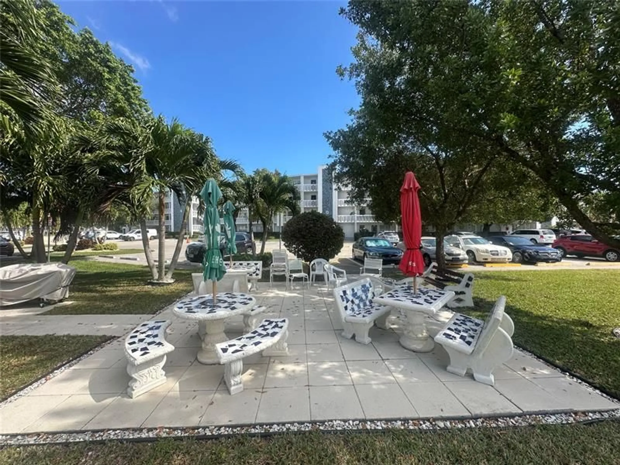 Property Slideshow image 30 of 68 | 4012 newport g # 4012, Deerfield Beach, FL, 33442