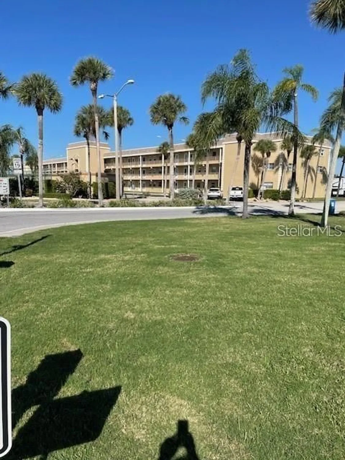Property Slideshow image 4 of 35 | 1 boca ciega point blvd apt 115, Saint Petersburg, FL, 33708