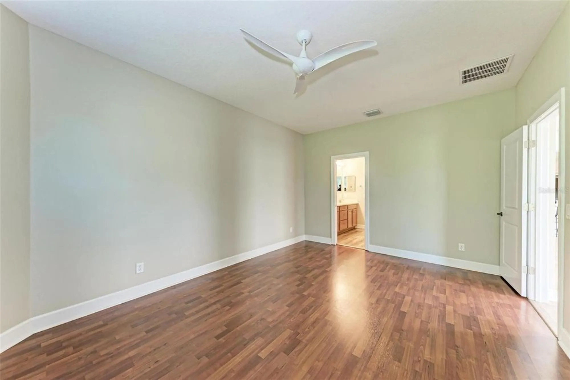 Property Slideshow image 18 of 86 | 5016 savona run, Bradenton, FL, 34211
