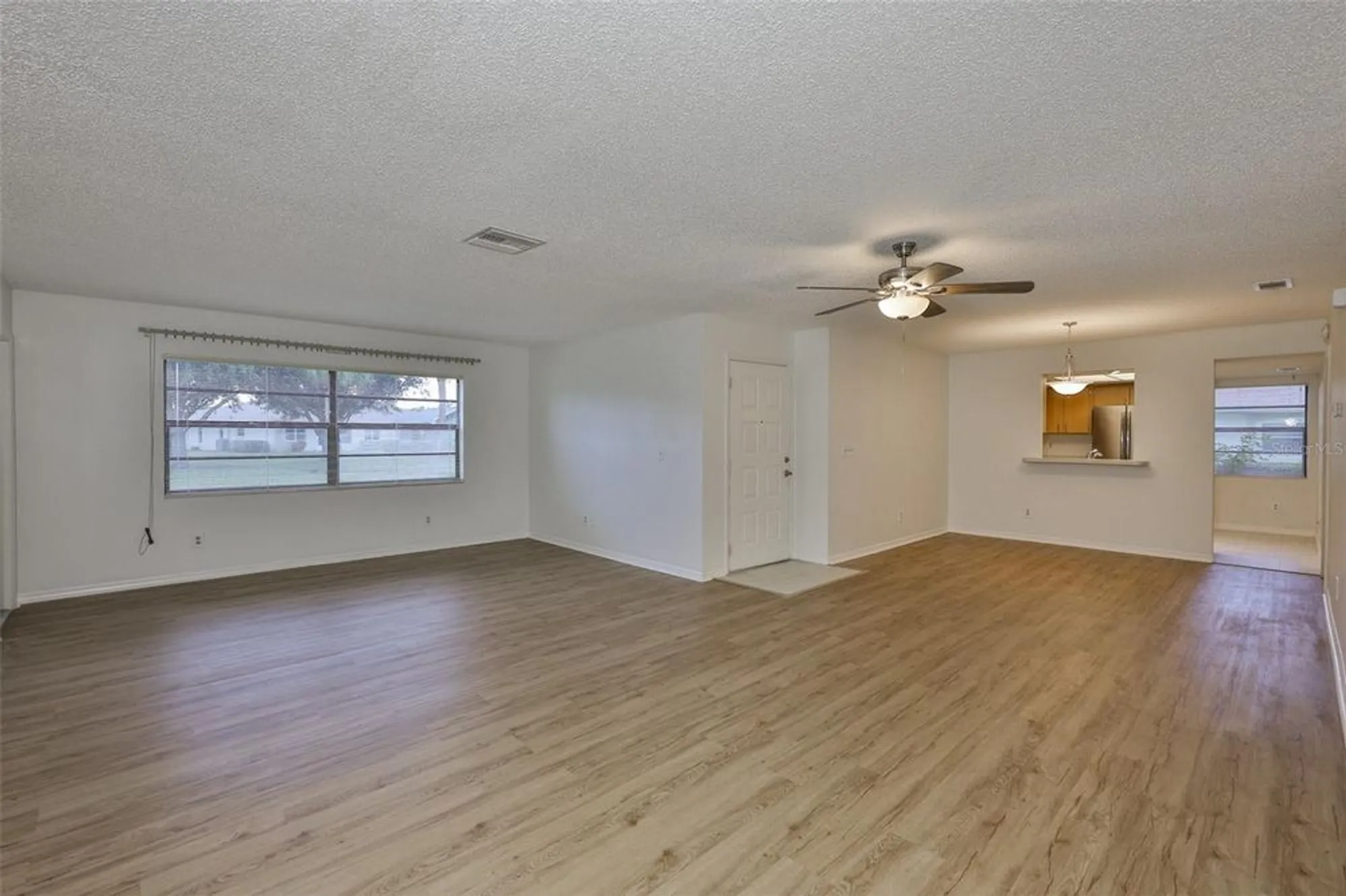Property Slideshow image 15 of 87 | 2122 hereford dr # 511, Sun City Center, FL, 33573
