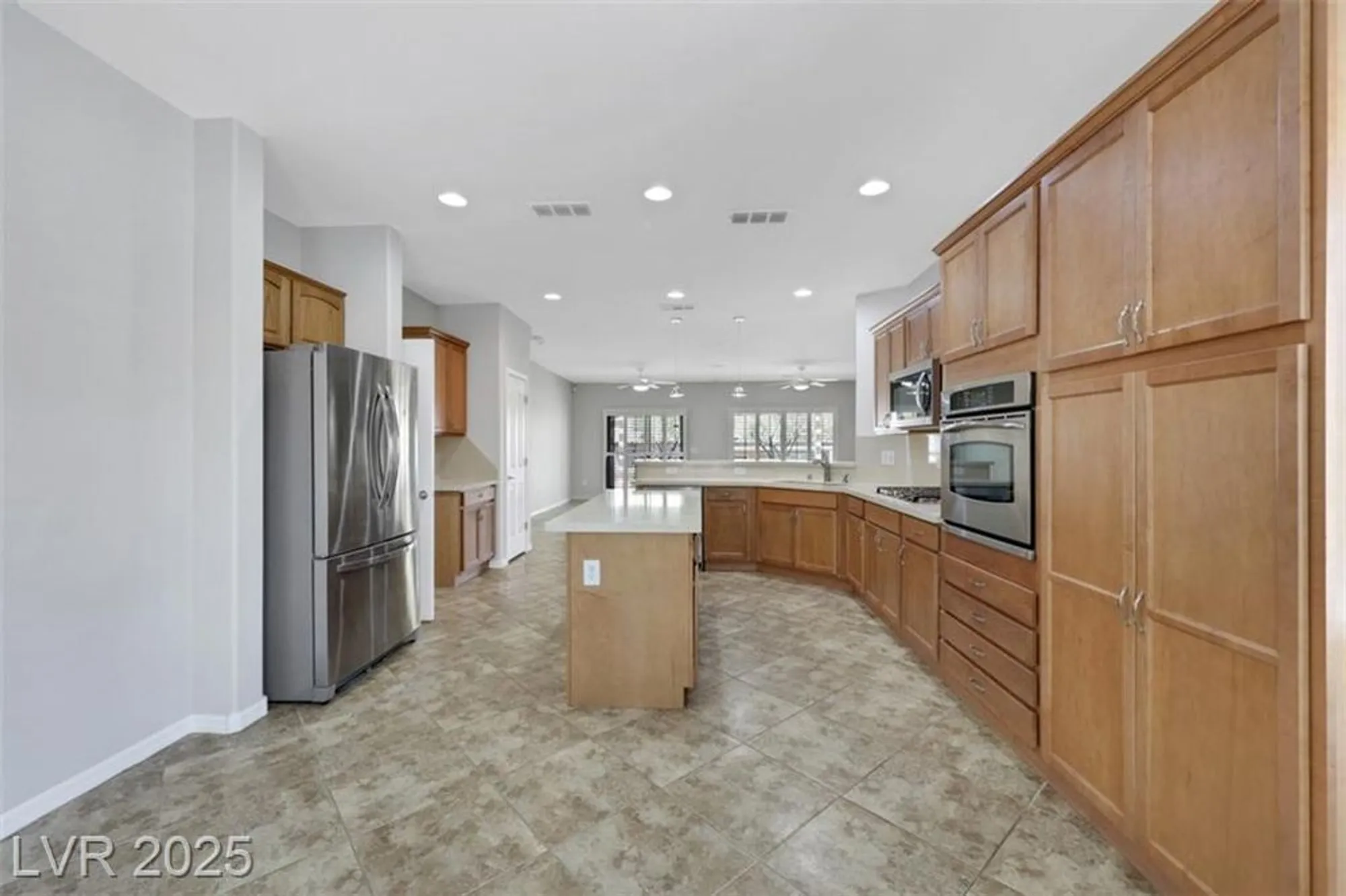 Property Slideshow image 21 of 34 | 2159 bensley st, Henderson, NV, 89044