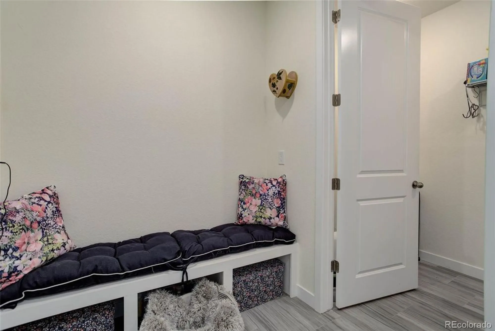 Property Slideshow image 26 of 48 | 8901 s ukraine ct, Aurora, CO, 80016