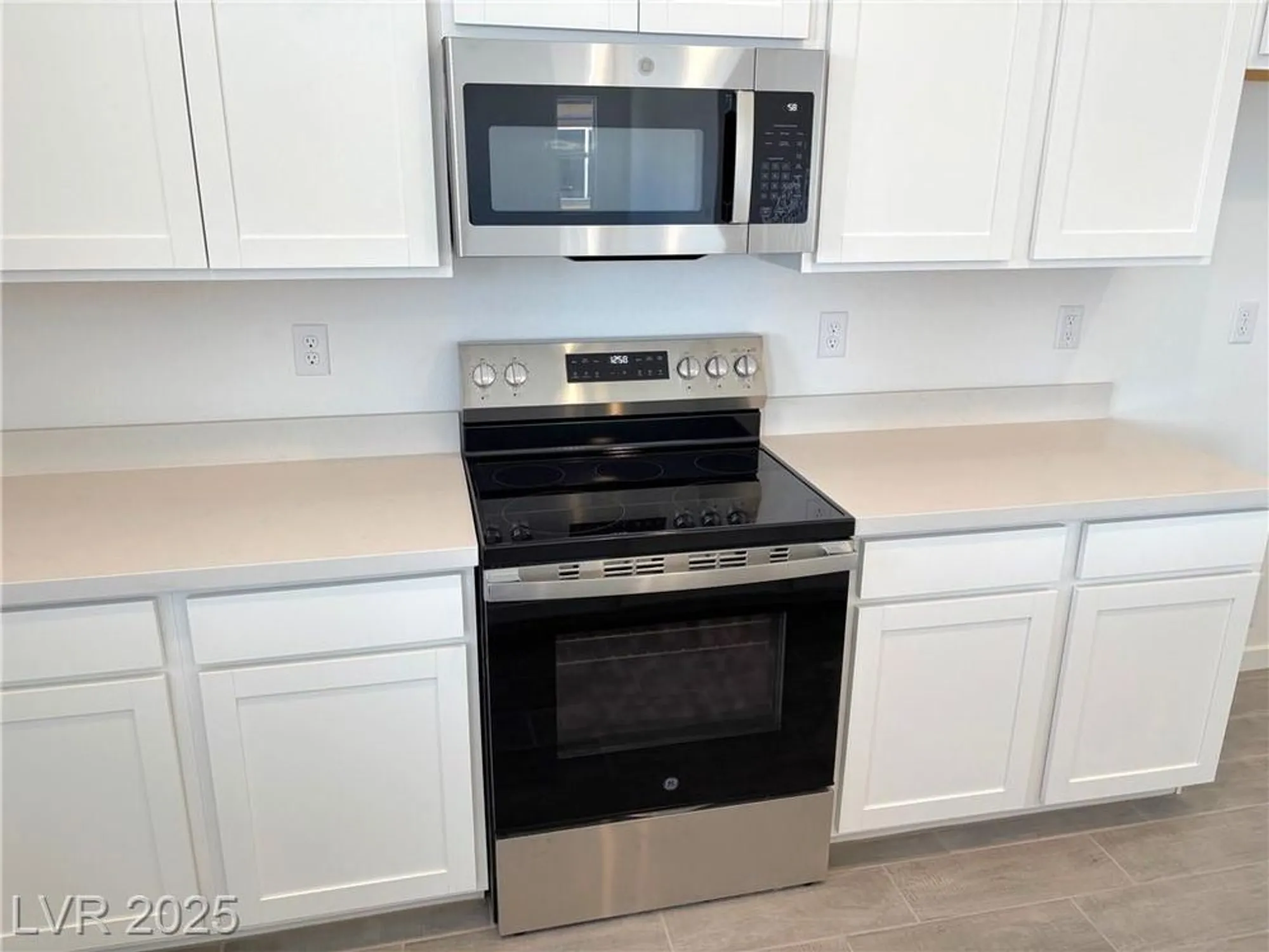 Property Slideshow image 14 of 33 | 5712 e badlands ln, Pahrump, NV, 89061